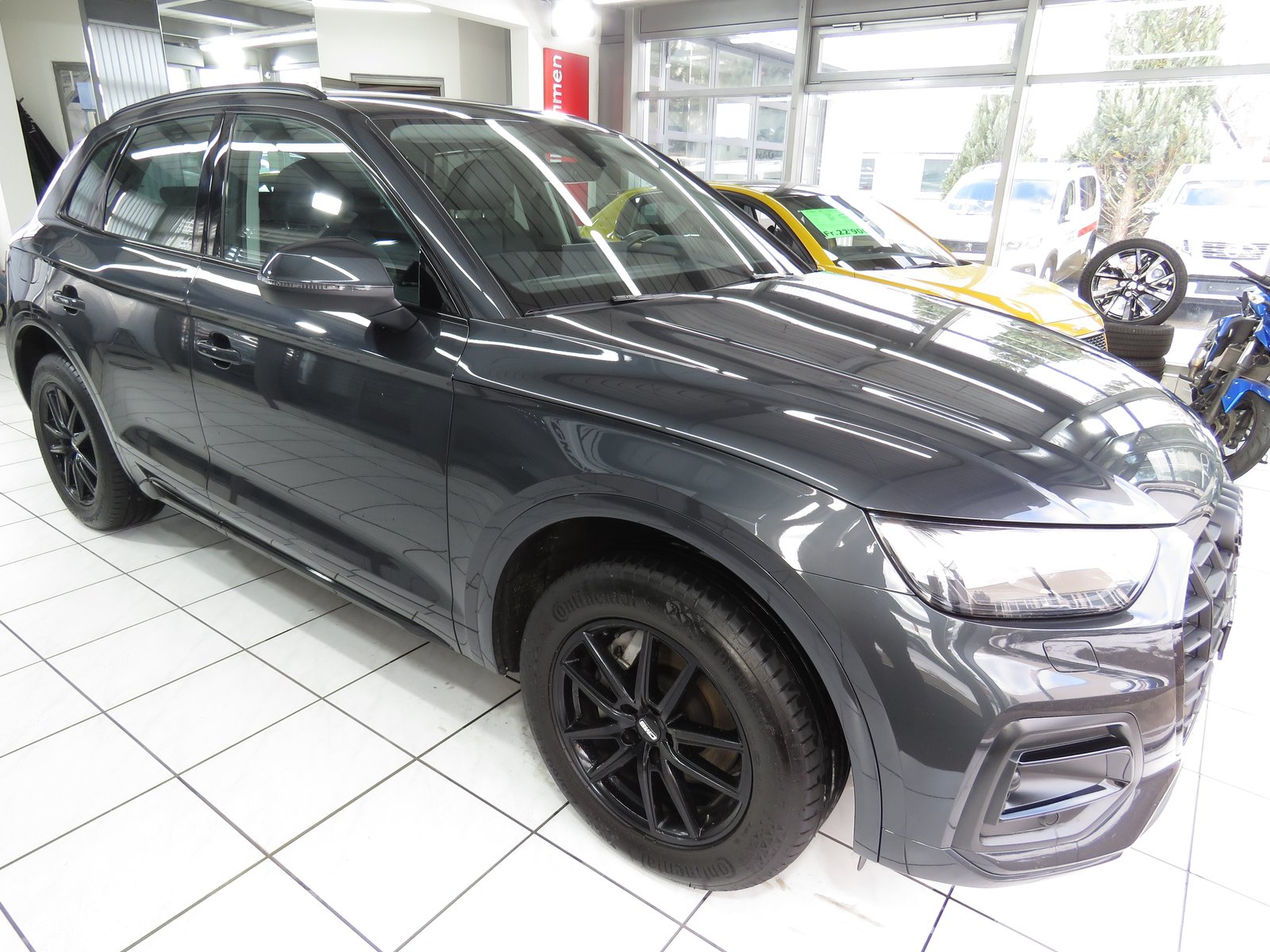 AUDI Q5 40 TDI advanced quattro S-tronic, Mild-Hybrid Diesel/Elektro, Occasion / Gebraucht, Automatik - 3