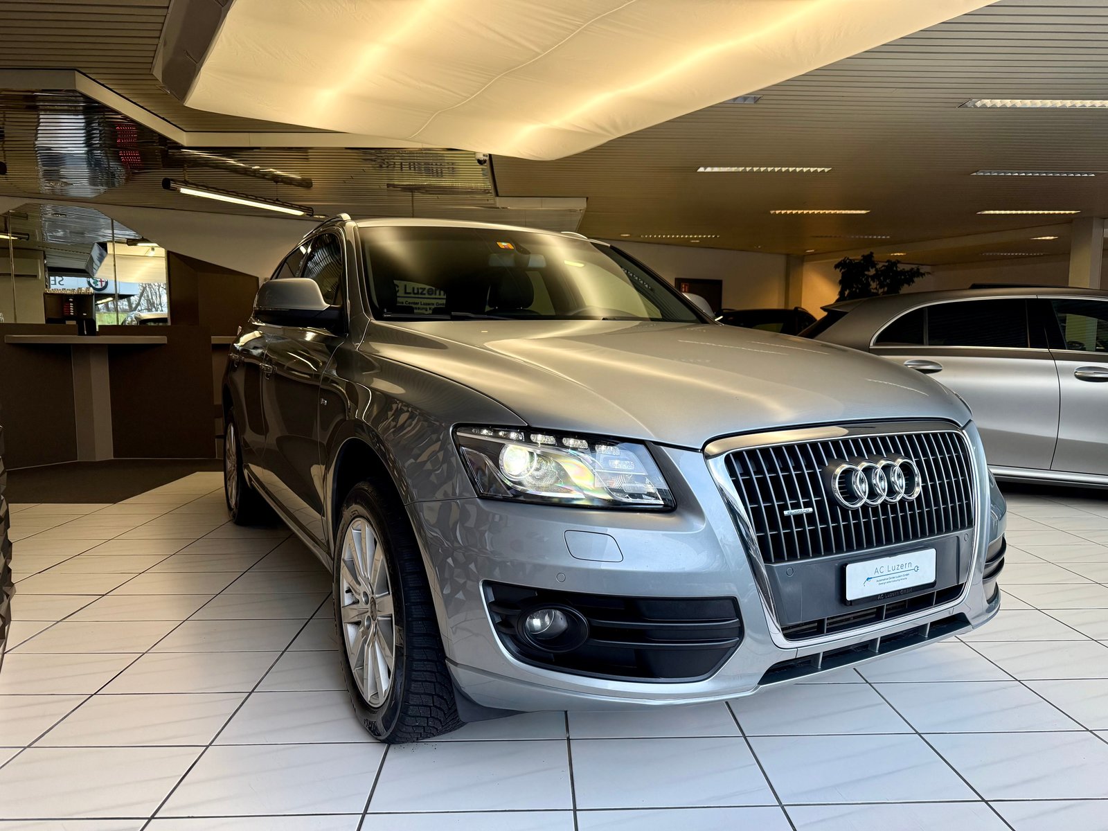 AUDI Q5 2.0 TDI S-Line Quattro S-tronic, Diesel, Second hand / Used, Automatic - 4