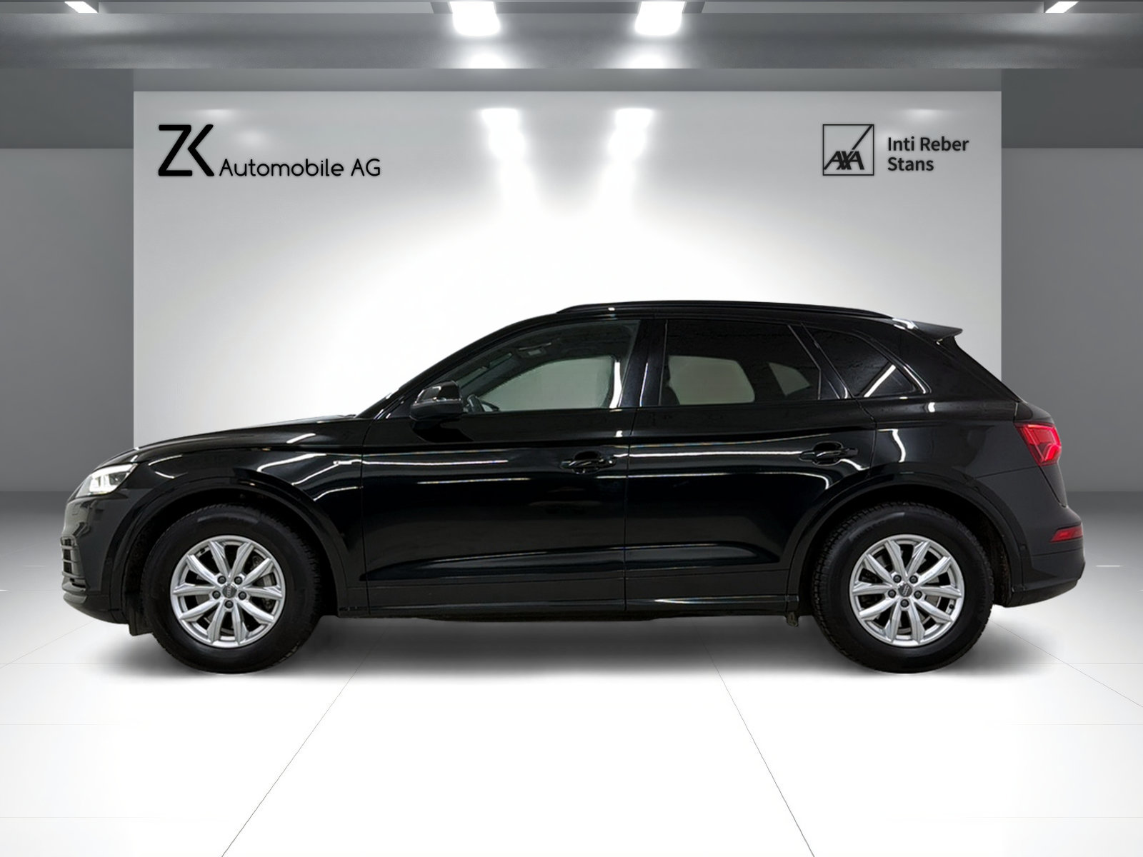 AUDI Q5 2.0 TFSI S-Line sport 252PS Midnight Black quattro S-tron, Petrol, Second hand / Used, Automatic - 3