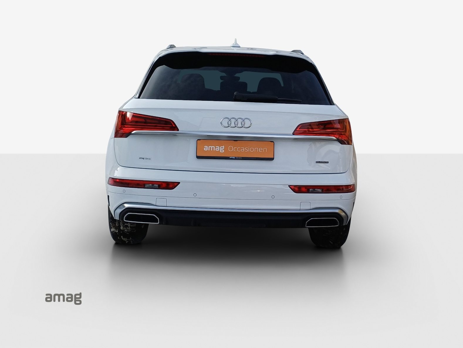 AUDI Q5 50 TFSI e S line, Full-Hybrid Petrol/Electric, Second hand / Used, Automatic - 4