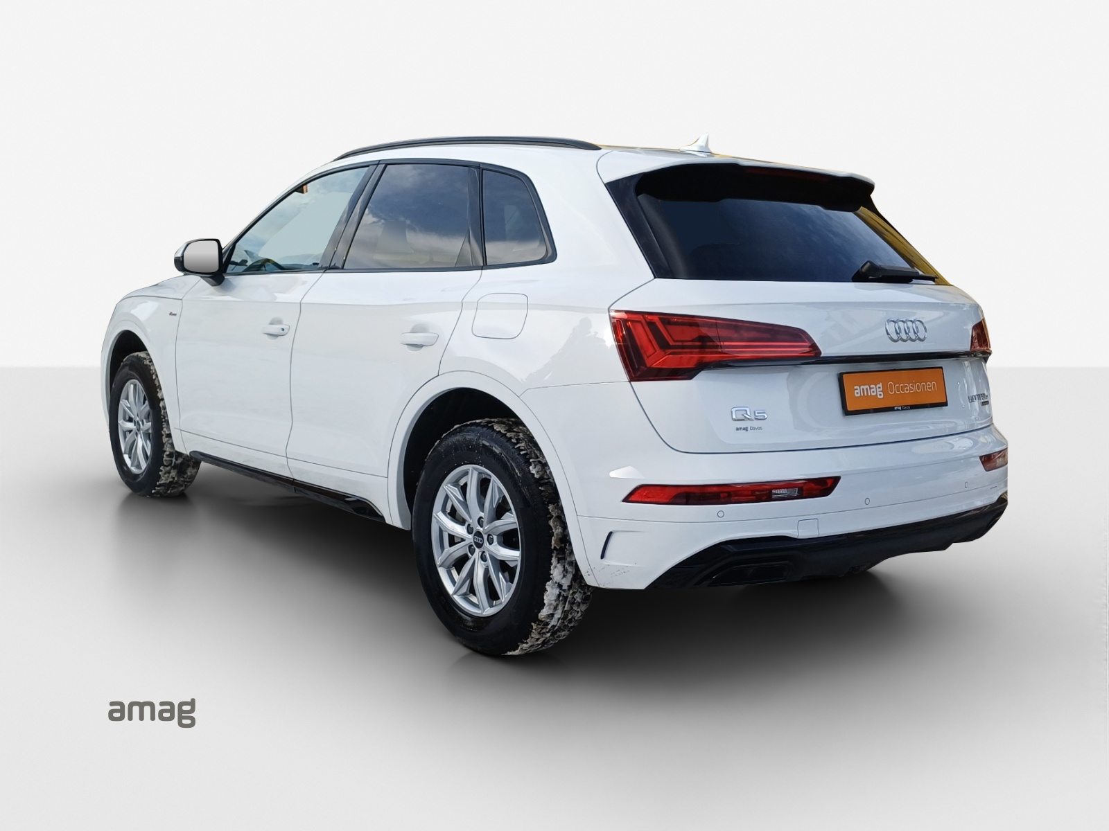 AUDI Q5 50 TFSI e S line, Full-Hybrid Petrol/Electric, Second hand / Used, Automatic - 3