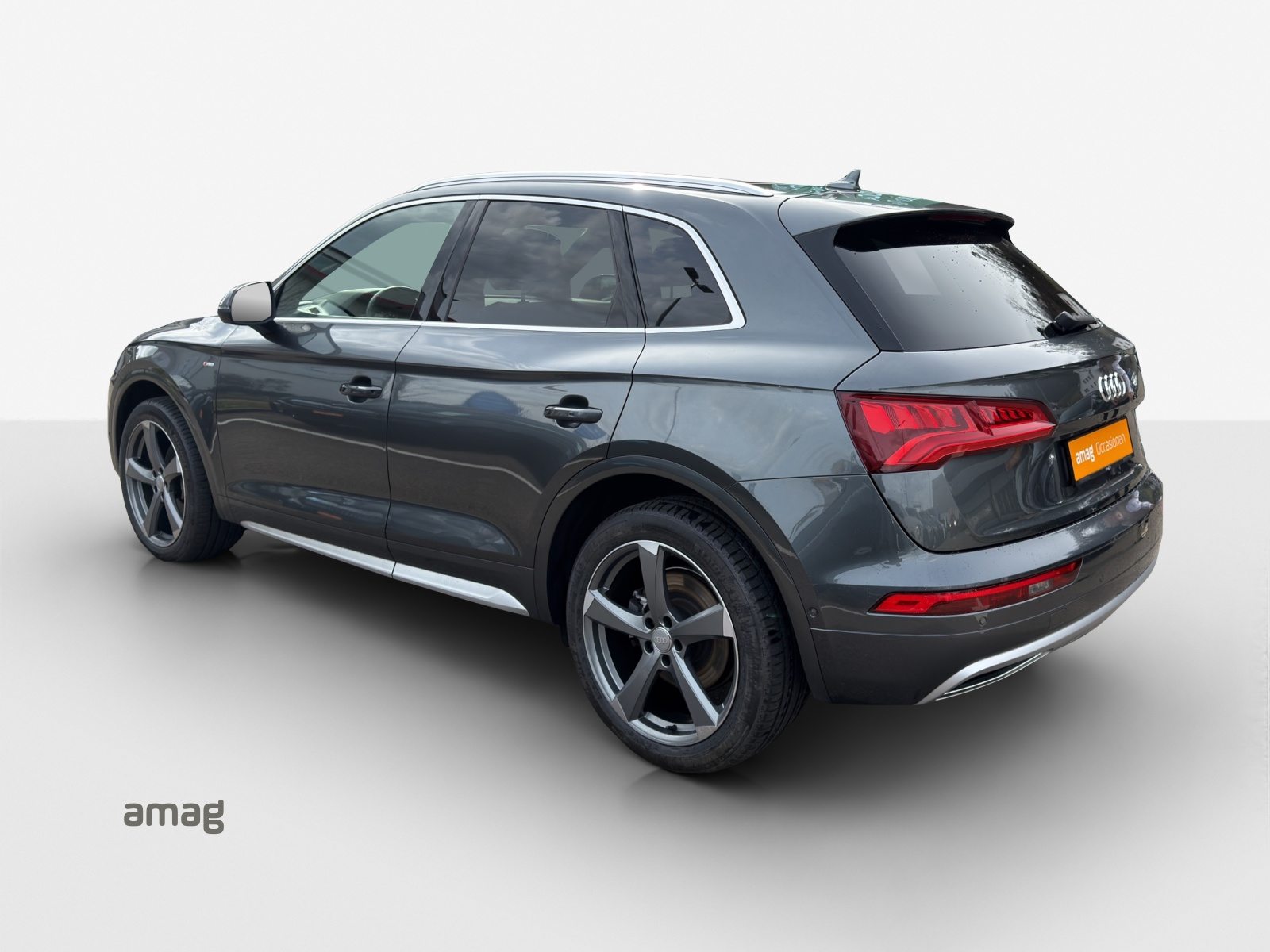 AUDI Q5 45 TFSI sport, Benzin, Occasion / Gebraucht, Automatik - 3