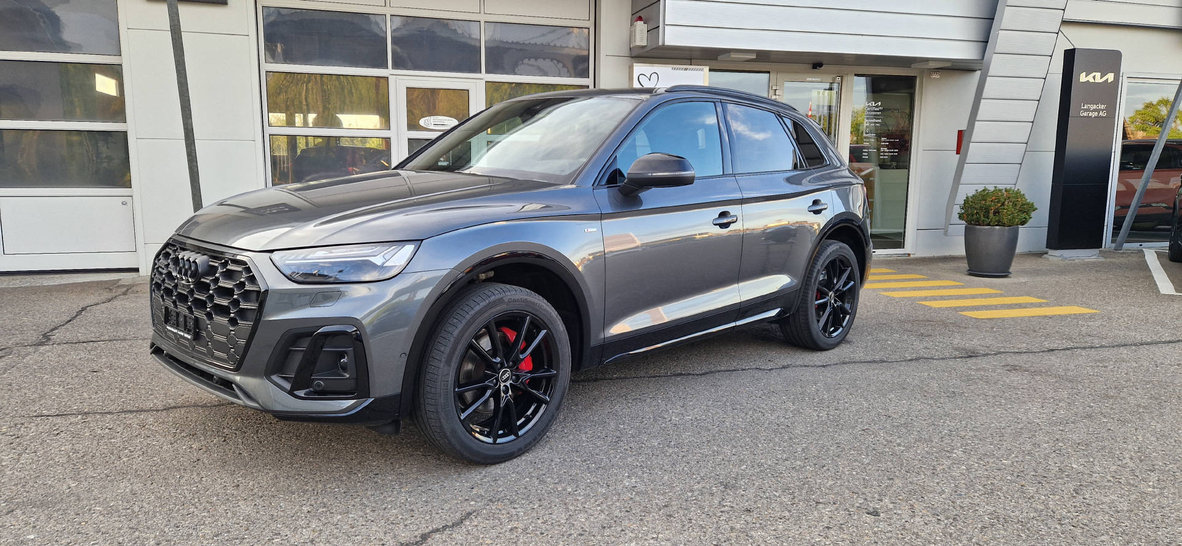 AUDI Q5 2.0 40 TDI BLACKEDITION quattro S-Tronic, Hybride Léger Diesel/Électricité, Occasion / Utilisé, Automatique - 2