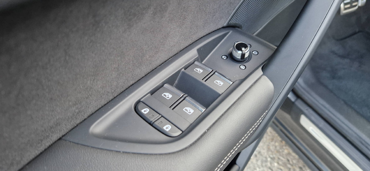 AUDI Q5 2.0 40 TDI BLACKEDITION quattro S-Tronic, Hybride Léger Diesel/Électricité, Occasion / Utilisé, Automatique - 4