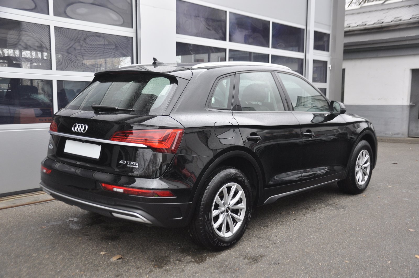 AUDI Q5 40 TFSI quattro S-tronic, Benzin, Occasion / Gebraucht, Automatik - 4