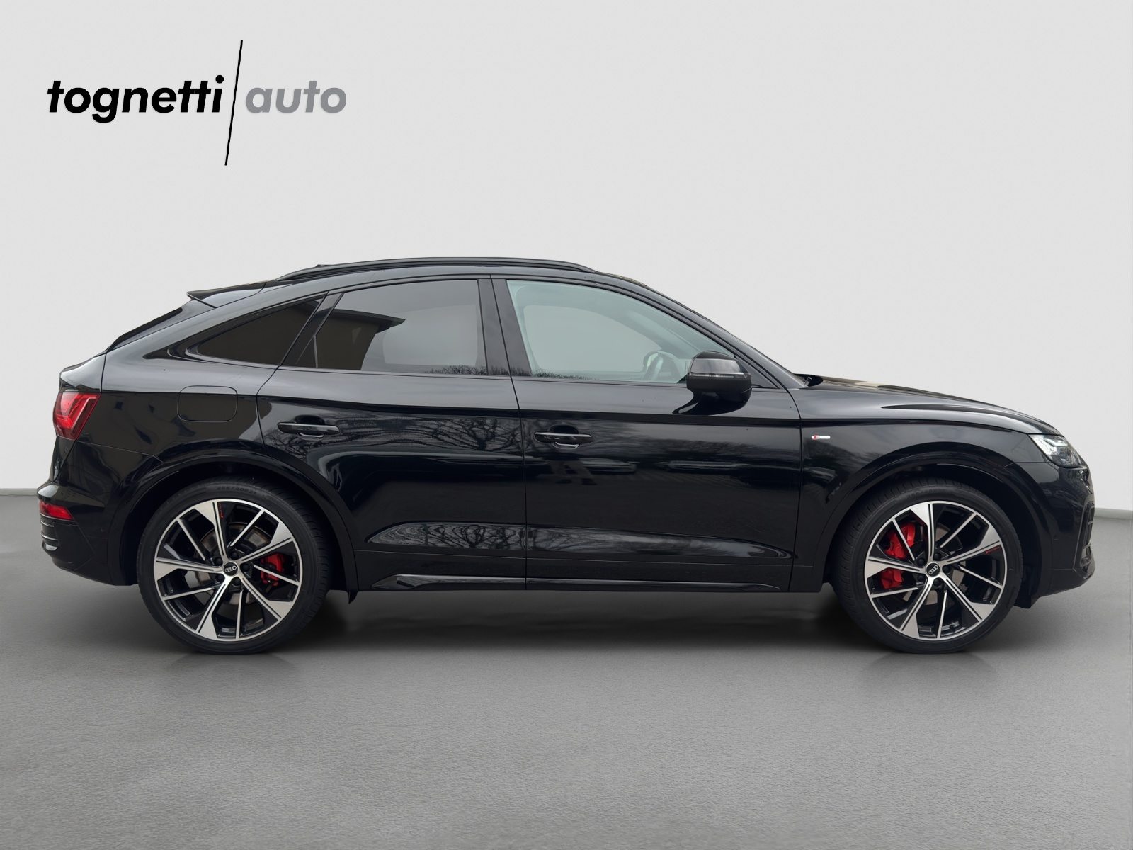AUDI Q5 SB 40 TDI Black Edition, Diesel, Second hand / Used, Automatic - 3