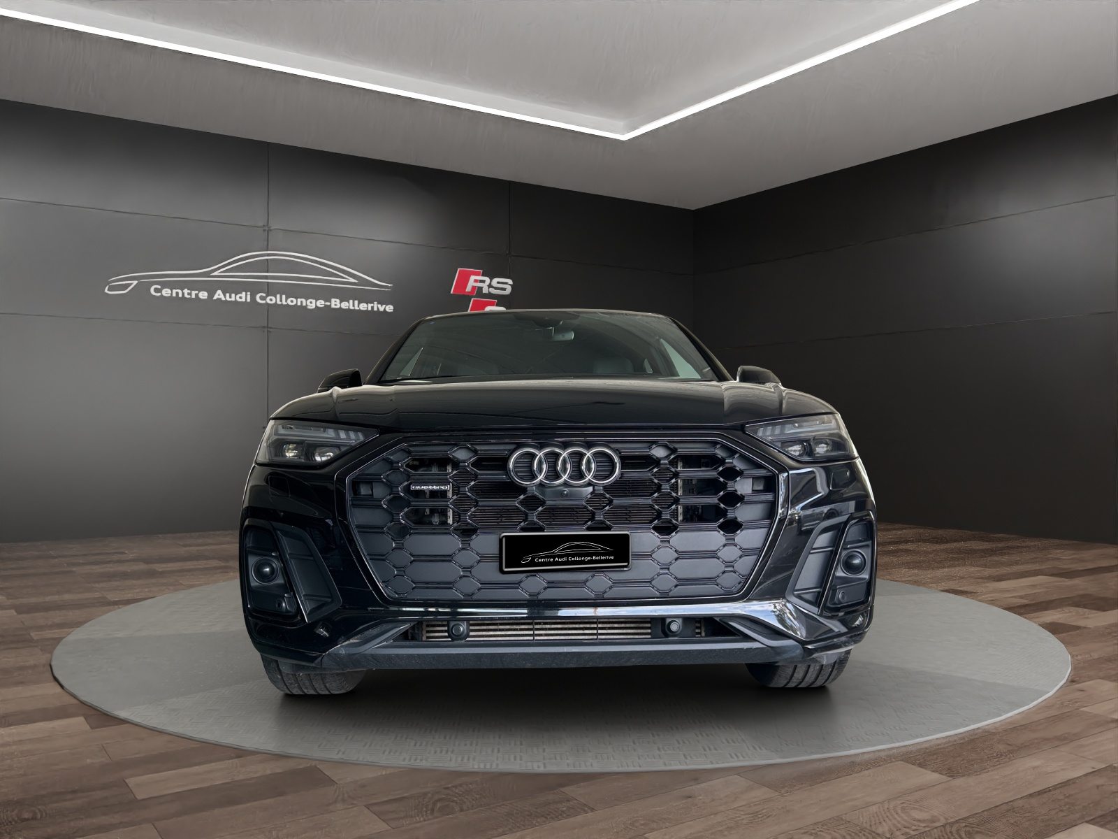 AUDI Q5 50 TFSI e Black Edition, Voll-Hybrid Benzin/Elektro, Occasion / Gebraucht, Automatik - 2