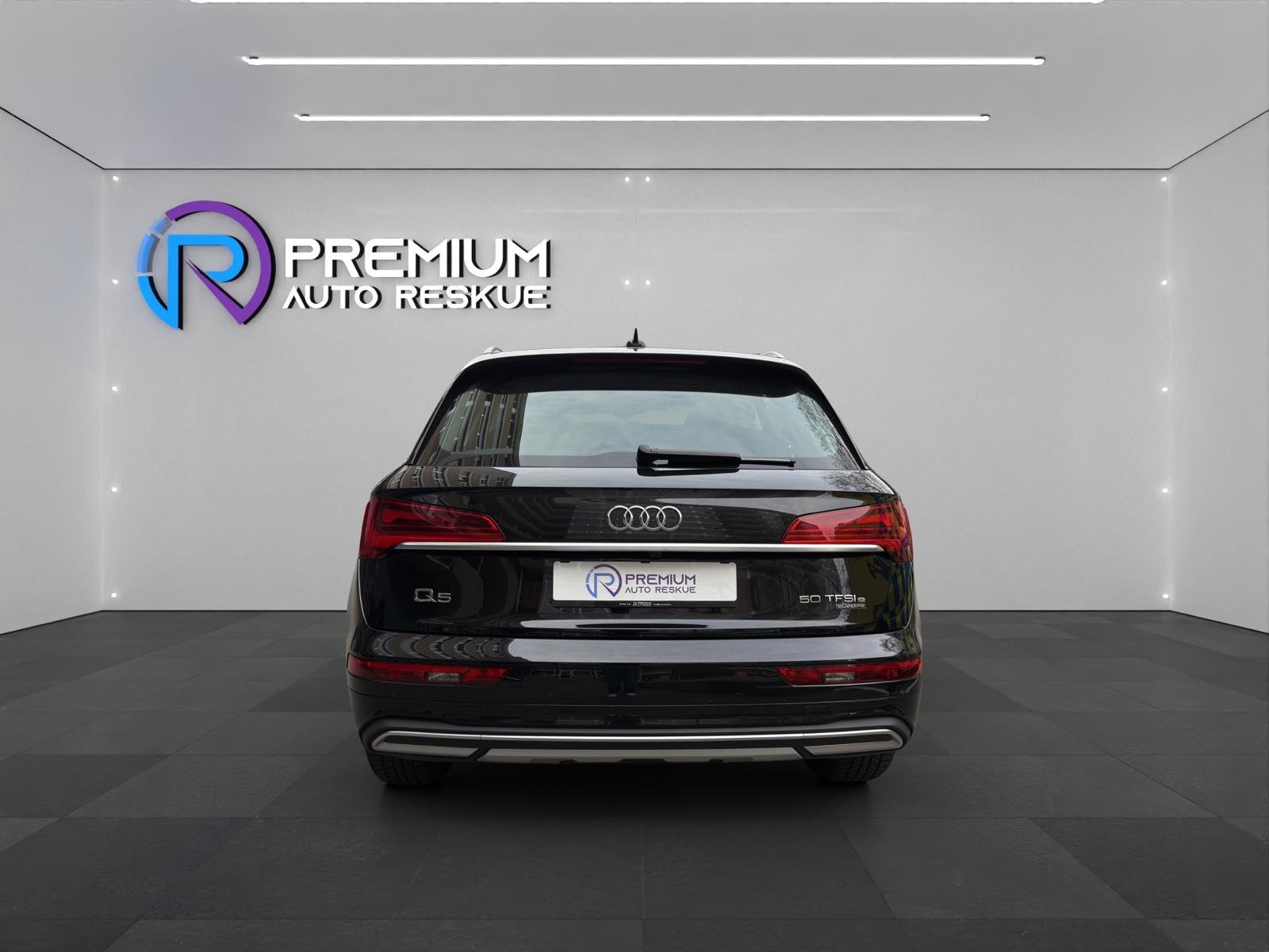 AUDI Q5 50 TFSI e PHEV quattro S-tronic, Plug-in-Hybrid Petrol/Electric, Second hand / Used, Automatic - 5