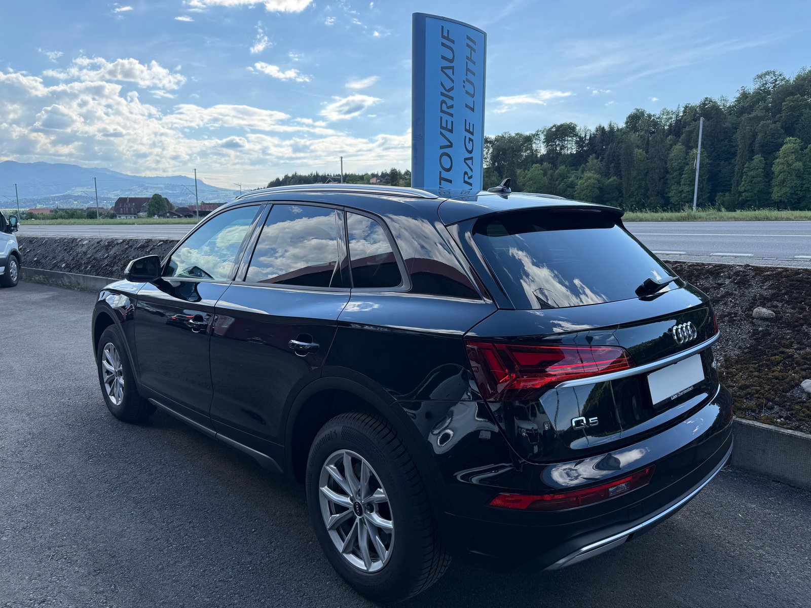 AUDI Q5 Sportback 40 TDI S line quattro S-tronic, Mild-Hybrid Diesel/Electric, Second hand / Used, Automatic - 2