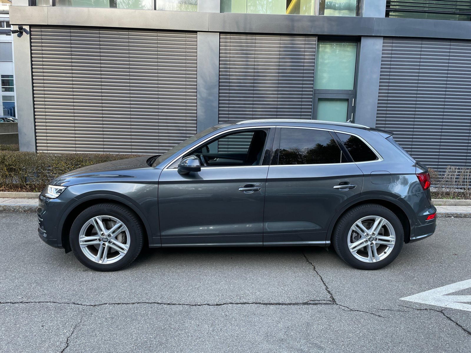 AUDI Q5 55 TFSI e sport quattro, Plug-in-Hybrid Petrol/Electric, Second hand / Used, Automatic - 2
