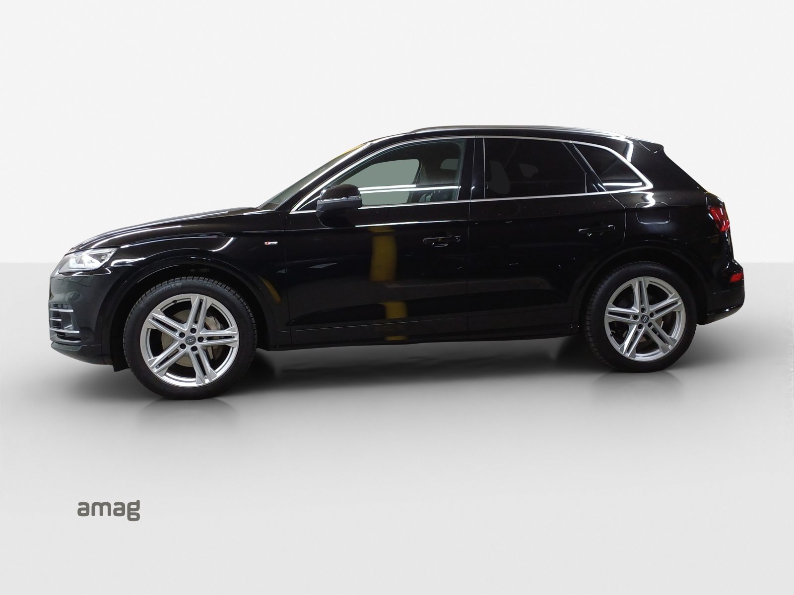 AUDI Q5 55 TFSI e sport, Hybride Intégral Essence/Électricité, Occasion / Utilisé, Automatique - 2