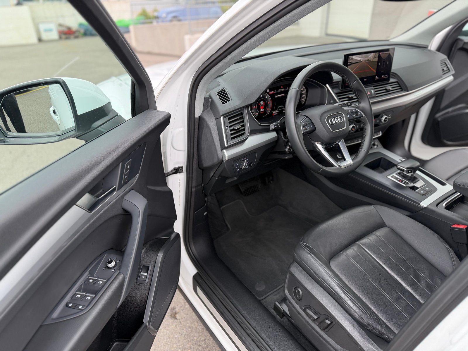AUDI Q5 40 TDI quattro S-tronic, Mild-Hybrid Diesel/Elektro, Occasion / Gebraucht, Automatik - 7