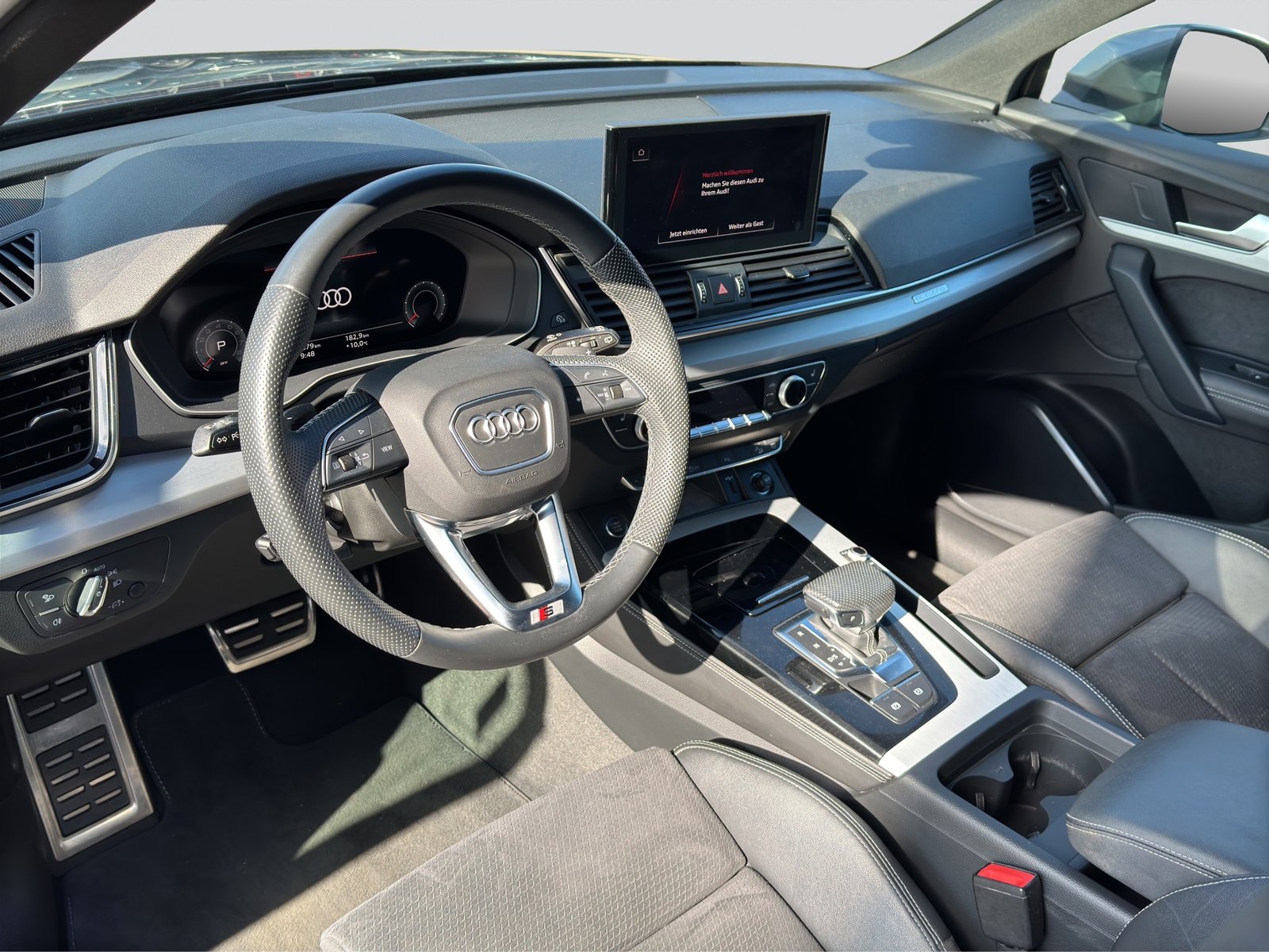 AUDI Q5 Sportback 40 TFSI S line quattro S-tronic, Benzin, Occasion / Gebraucht, Automatik - 7