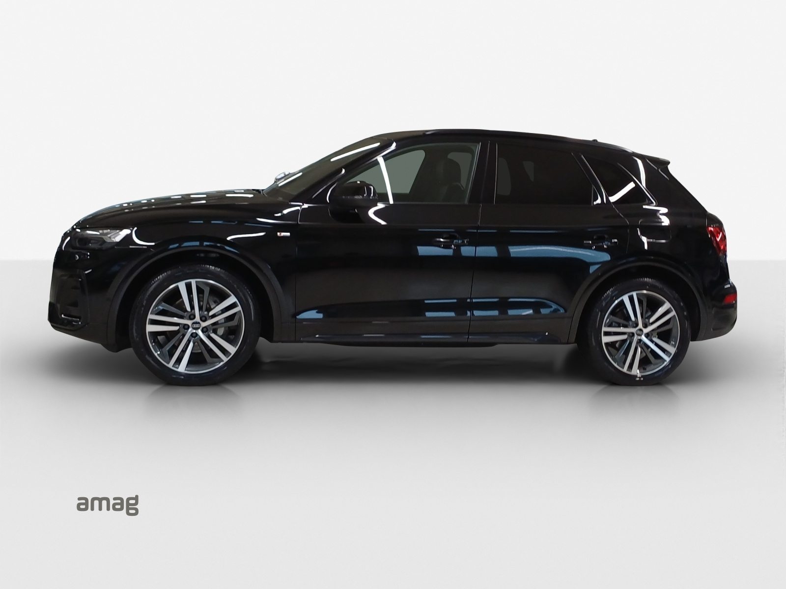 AUDI Q5 55 TFSI e S line, Voll-Hybrid Benzin/Elektro, Occasion / Gebraucht, Automatik - 2