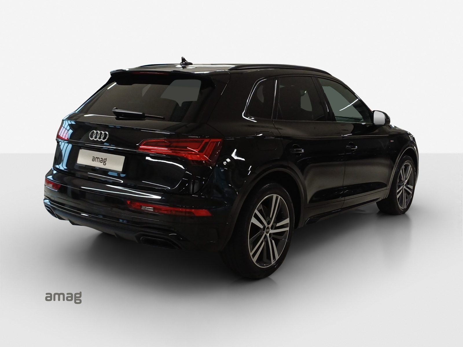 AUDI Q5 55 TFSI e S line, Voll-Hybrid Benzin/Elektro, Occasion / Gebraucht, Automatik - 5