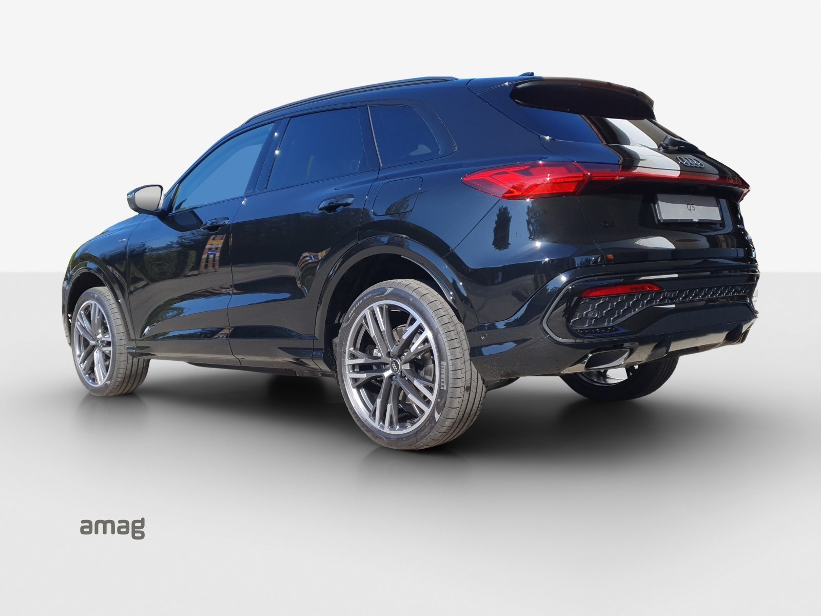 AUDI Q5 SUV e-hybrid 220 kW, Hybride Intégral Essence/Électricité, Occasion / Utilisé, Automatique - 3