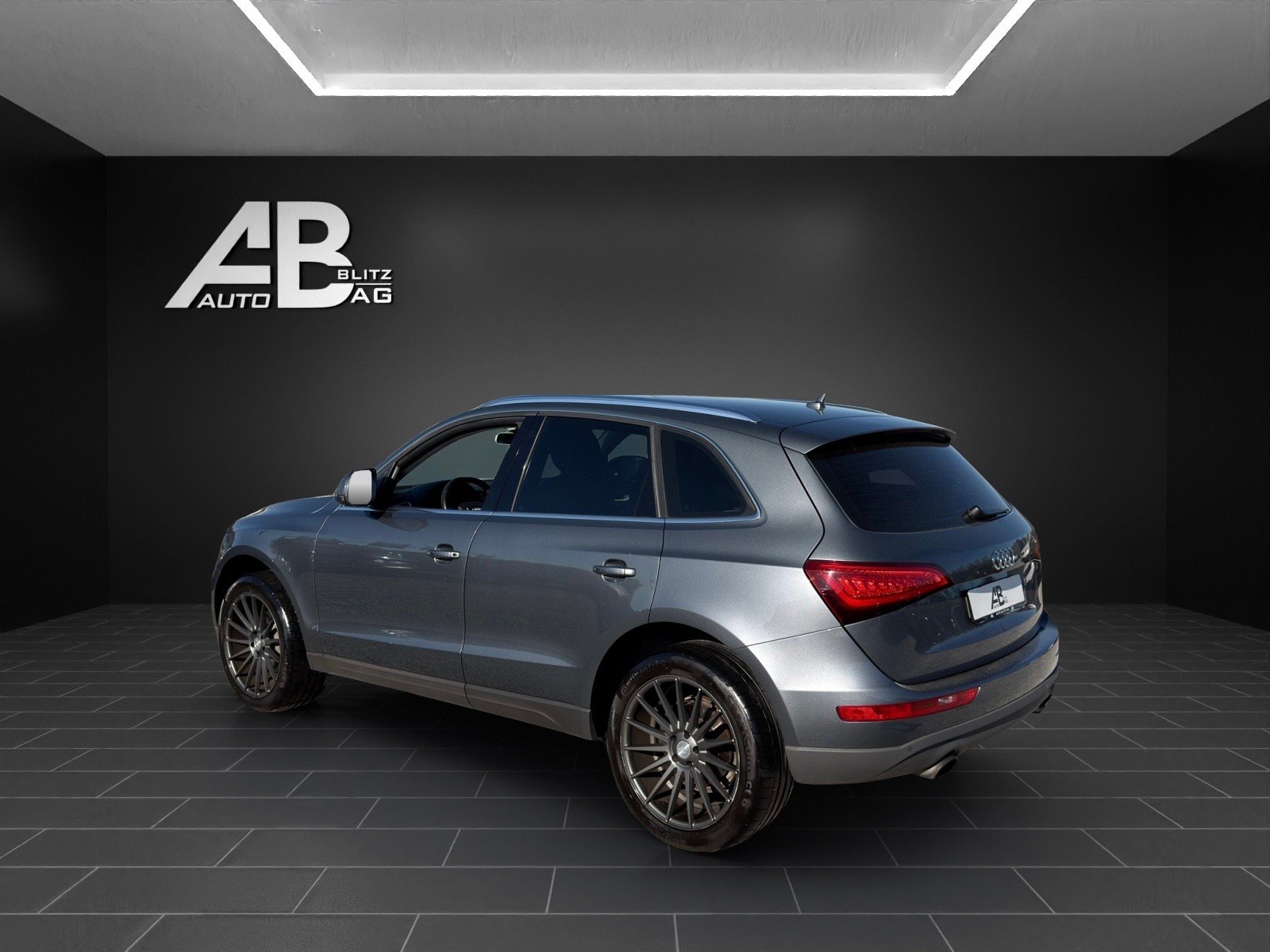 AUDI Q5 2.0 TFSI quattro tiptronic mit 225 PS, Petrol, Second hand / Used, Automatic - 3