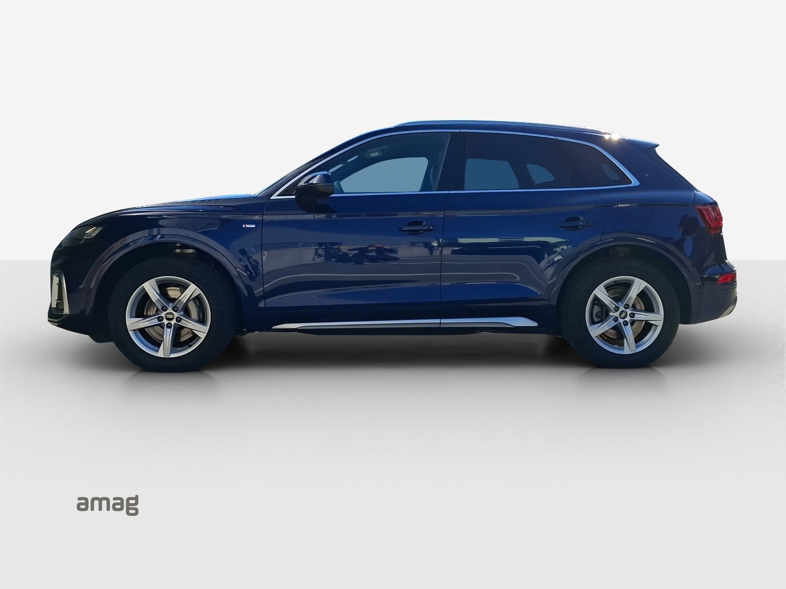 AUDI Q5 50 TFSI e S line, Full-Hybrid Petrol/Electric, Second hand / Used, Automatic - 3