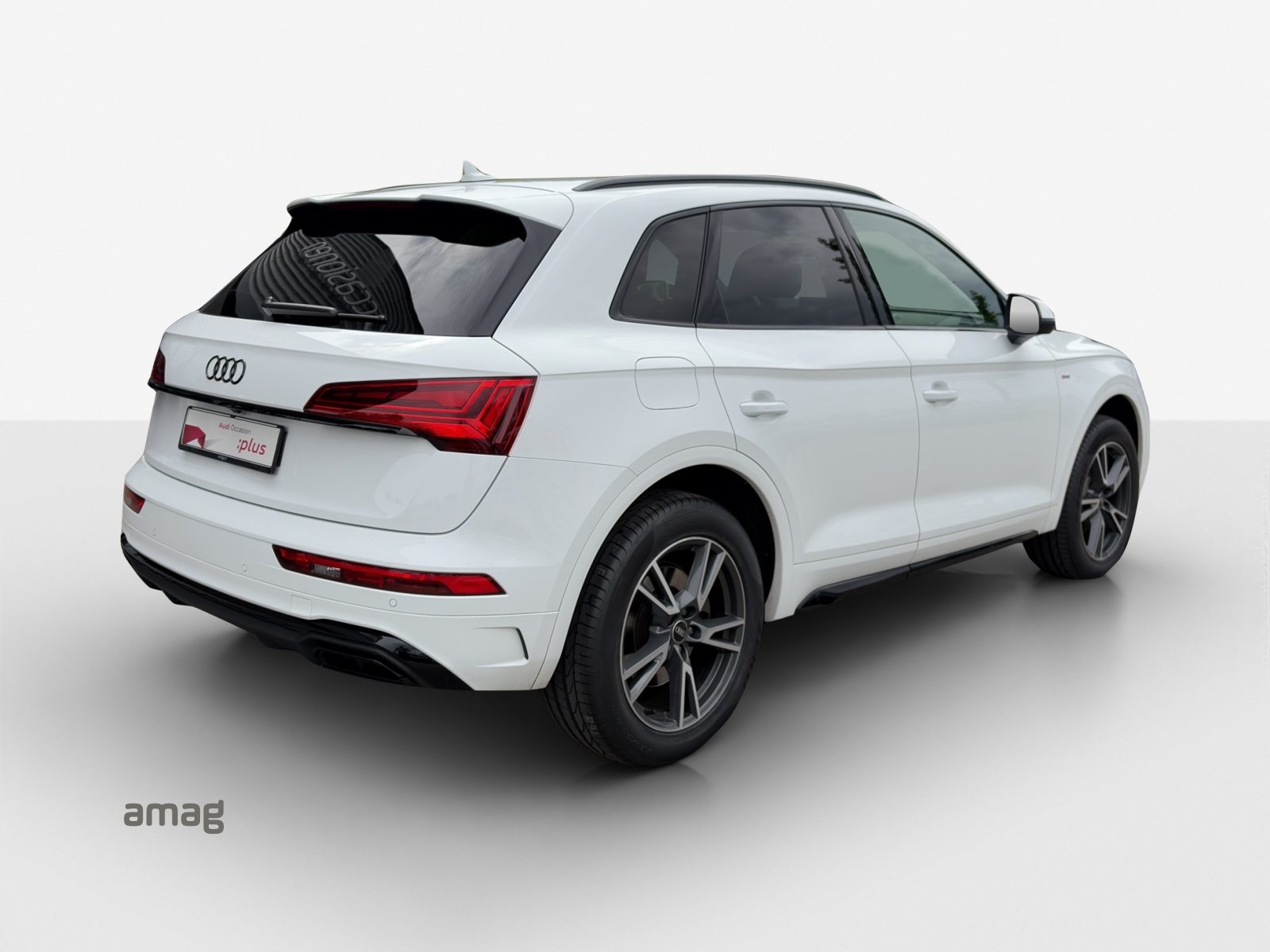 AUDI Q5 45 TFSI S line, Petrol, Second hand / Used, Automatic - 5