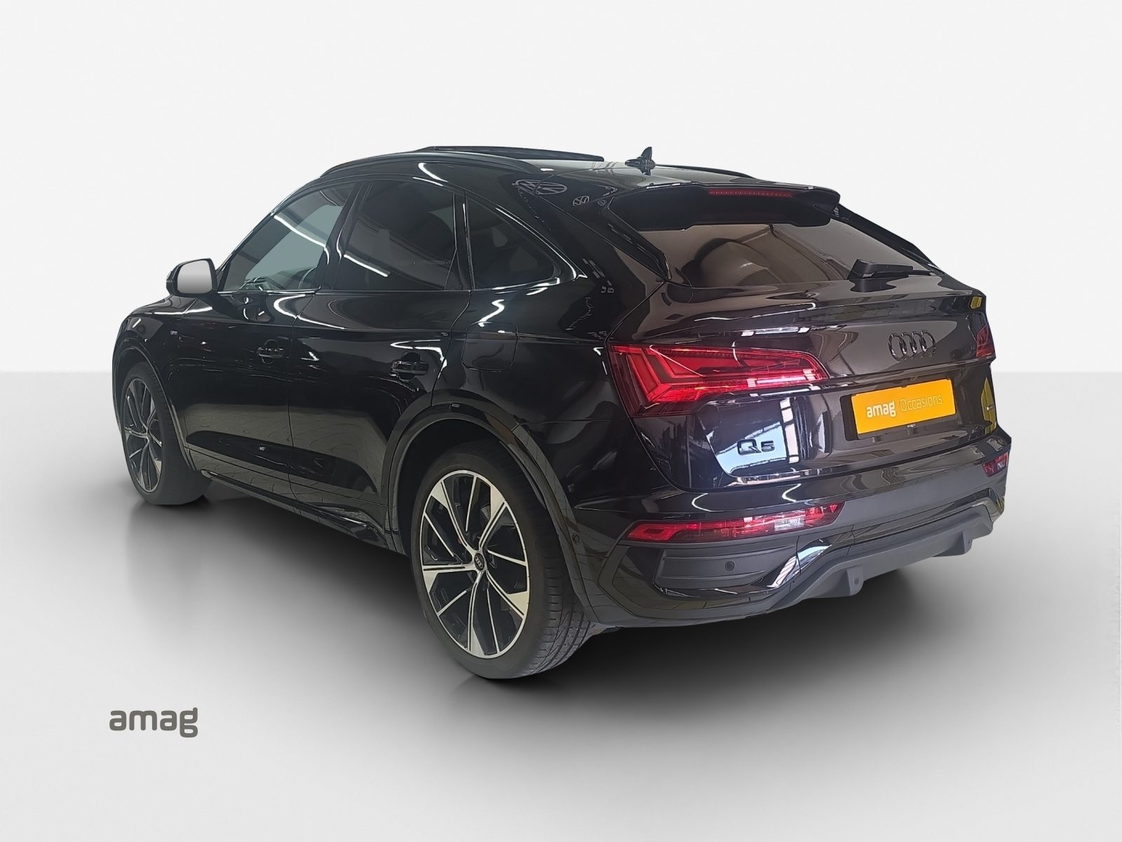 AUDI Q5 SB 50 TFSI e Black Edition, Hybride Intégral Essence/Électricité, Occasion / Utilisé, Automatique - 4