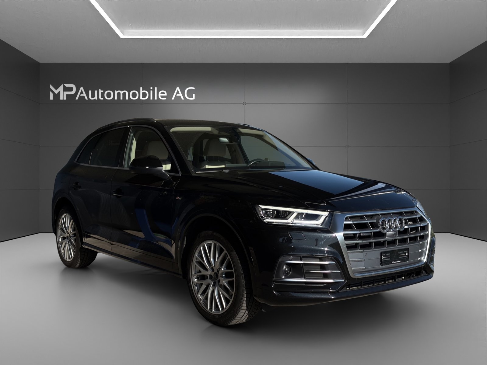 AUDI Q5 45 TFSI sport quattro S-tronic S Line, Benzin, Occasion / Gebraucht, Automatik - 3