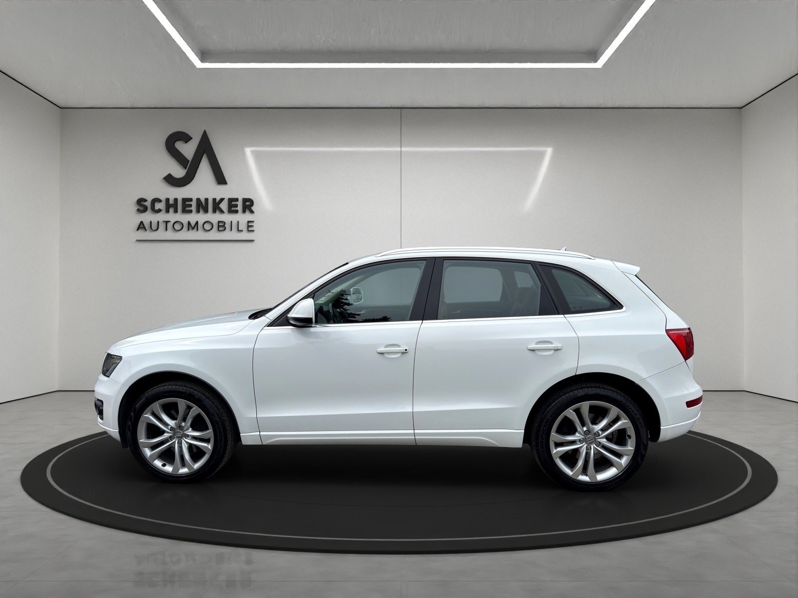 AUDI Q5 3.2 FSI quattro S-tronic, Benzina, Occasioni / Usate, Automatico - 2