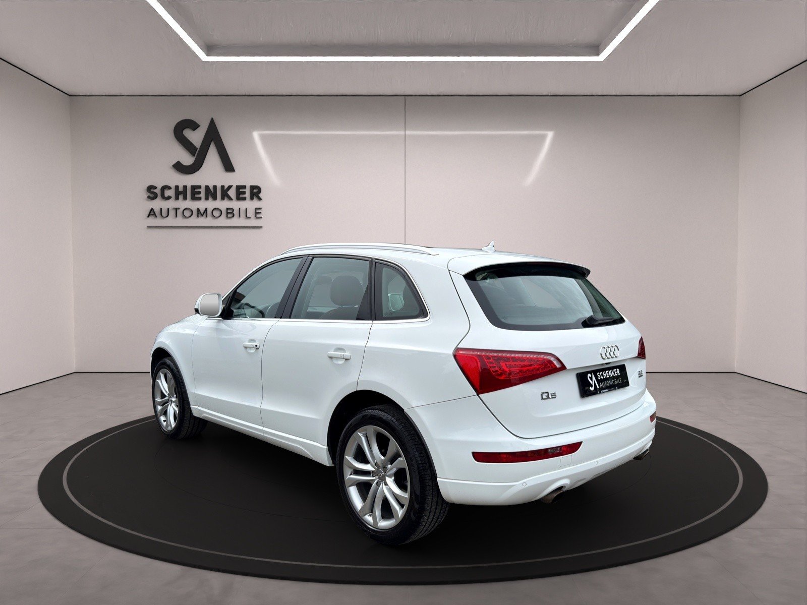 AUDI Q5 3.2 FSI quattro S-tronic, Benzina, Occasioni / Usate, Automatico - 3