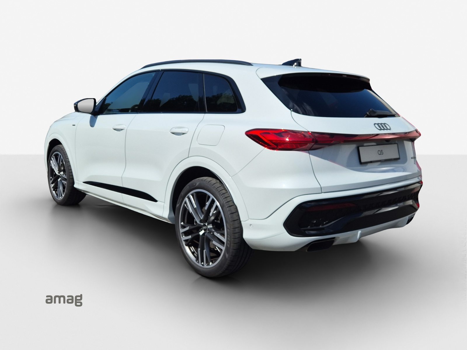 AUDI Q5 SUV e-hybrid 220 kW, Full-Hybrid Petrol/Electric, Second hand / Used, Automatic - 3