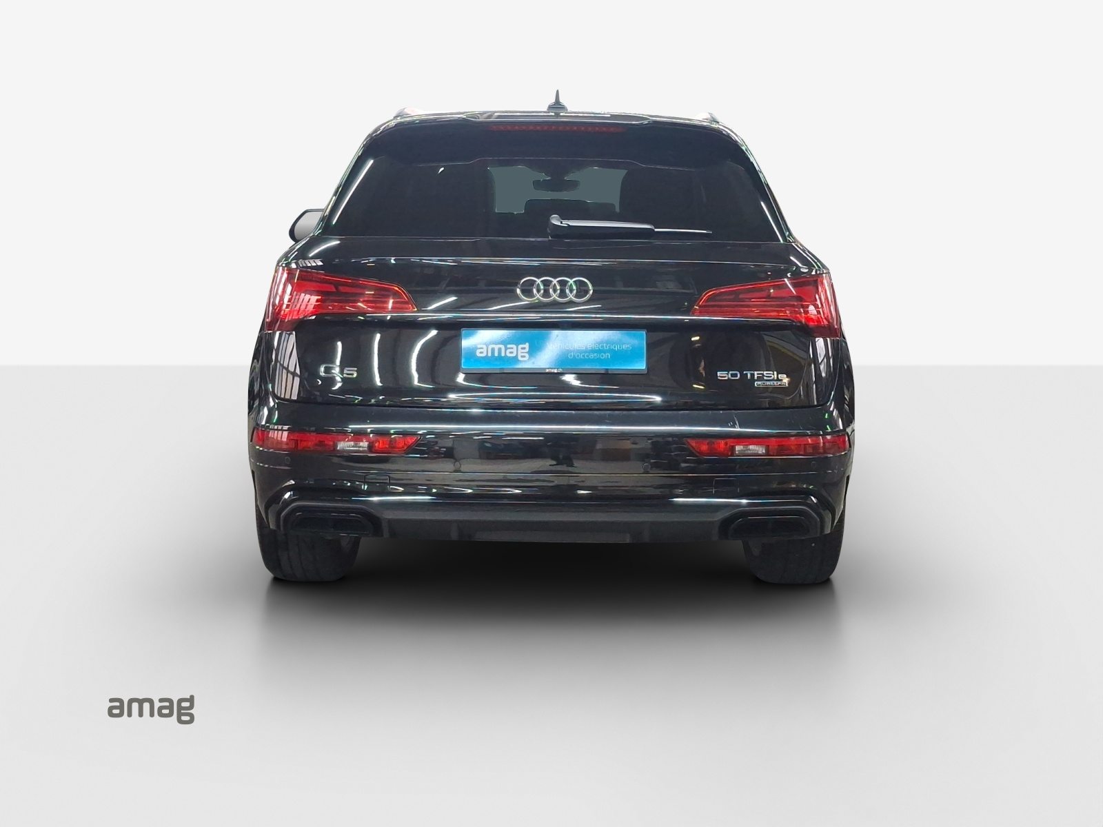 AUDI Q5 50 TFSI e Black Edition, Voll-Hybrid Benzin/Elektro, Occasion / Gebraucht, Automatik - 4