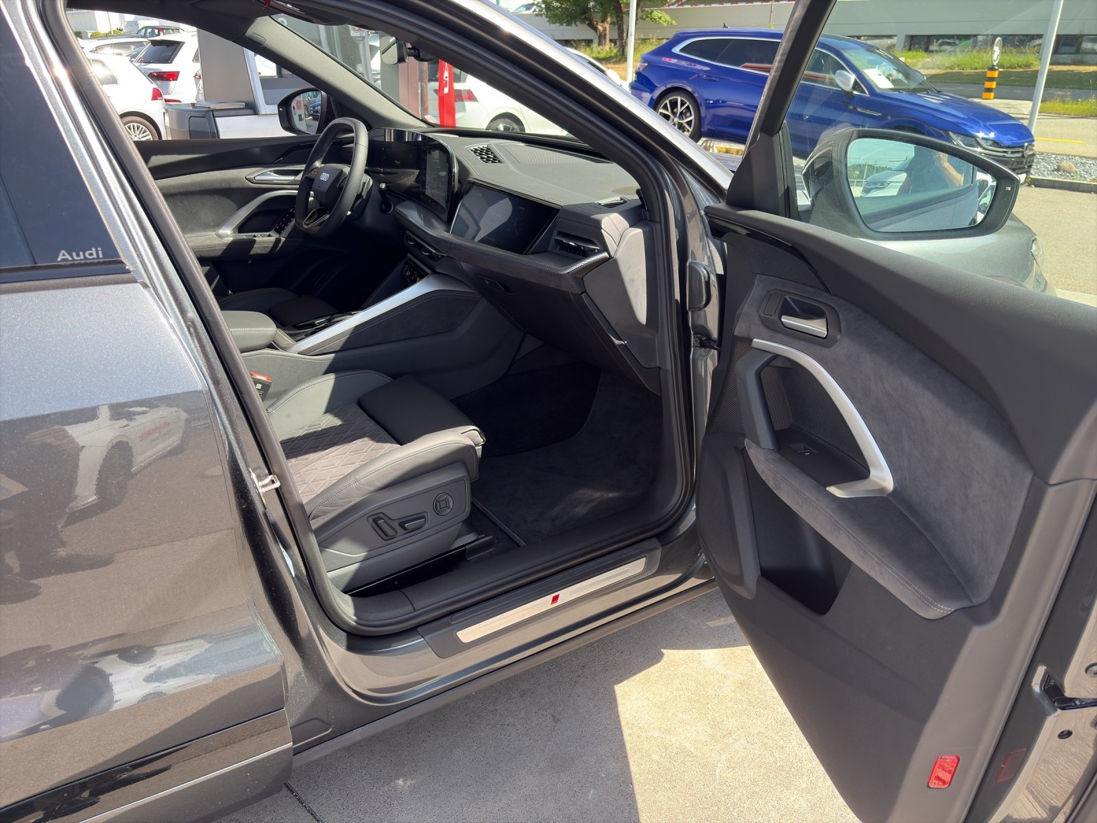 AUDI Q5 SUV 2.0 TFSI quattro S-Tronic, Mild-Hybrid Benzin/Elektro, Occasion / Gebraucht, Automatik - 6
