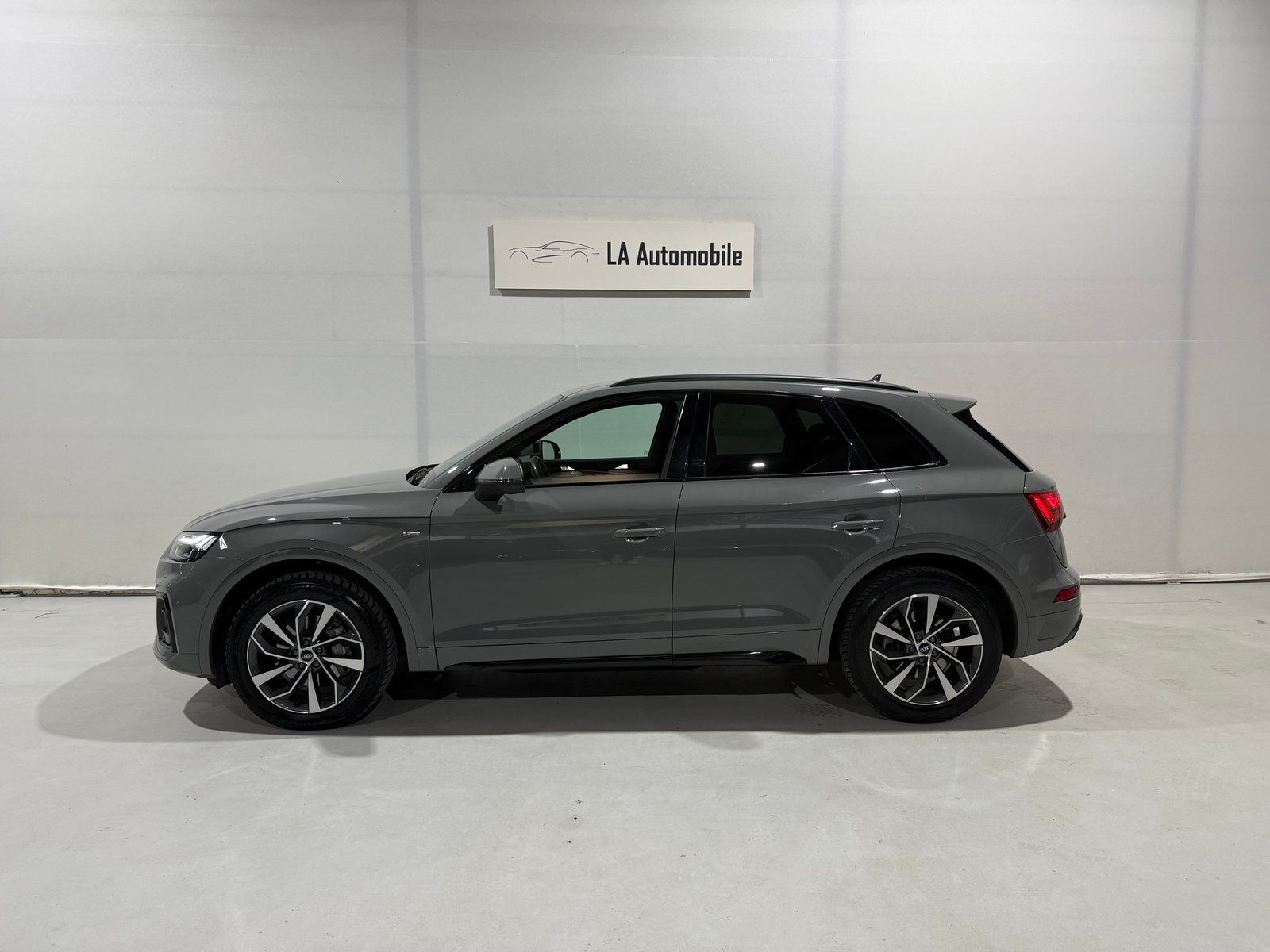 AUDI Q5 40 TDI S-line quattro S-tronic, Mild-Hybrid Diesel/Elektro, Occasion / Gebraucht, Automatik - 3