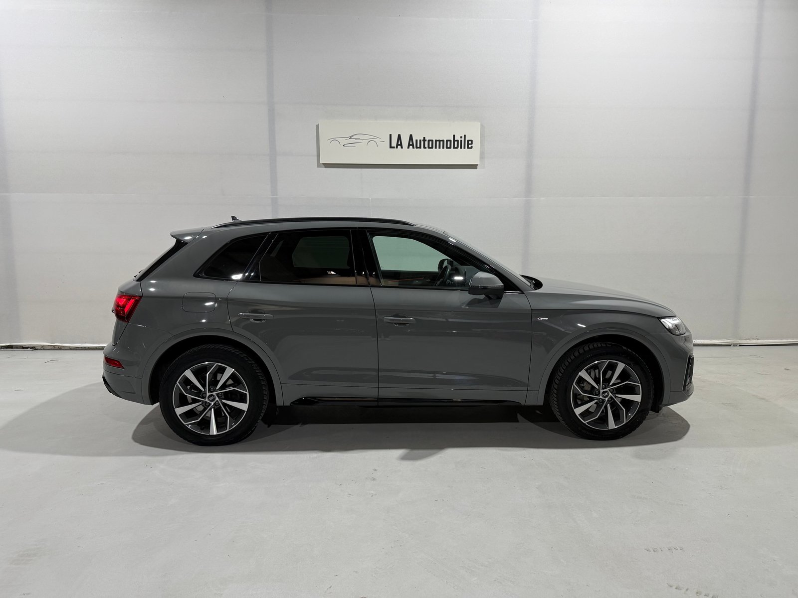 AUDI Q5 40 TDI S-line quattro S-tronic, Mild-Hybrid Diesel/Elektro, Occasion / Gebraucht, Automatik - 7