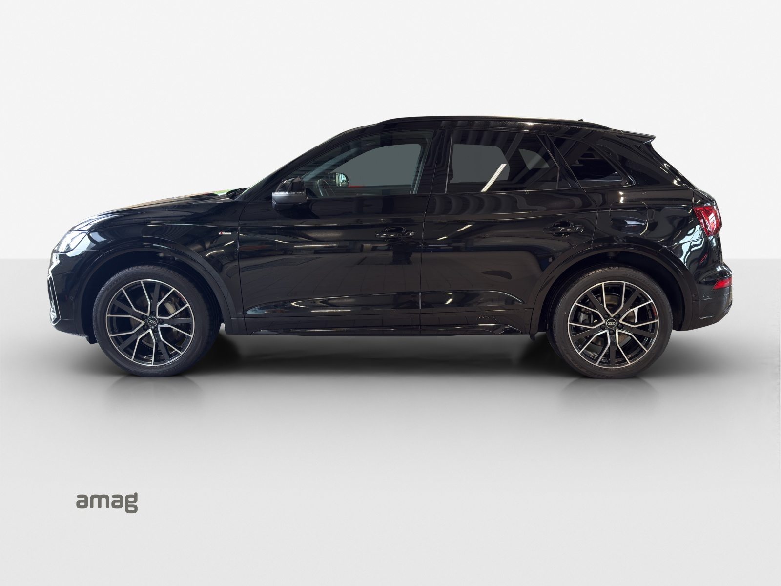 AUDI Q5 50 TFSI e Black Edition, Full-Hybrid Petrol/Electric, Second hand / Used, Automatic - 2