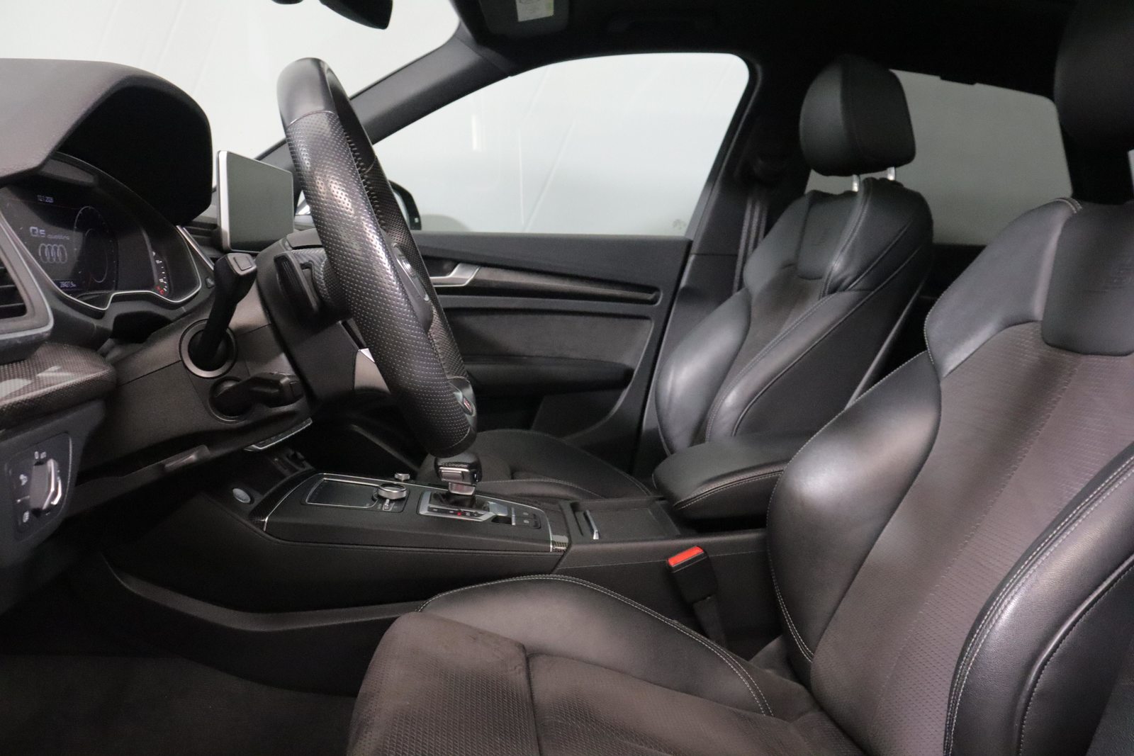 AUDI Q5 2.0 45 TFSI Sport qu. S-Tronic, Mild-Hybrid Benzin/Elektro, Occasion / Gebraucht, Automatik - 3