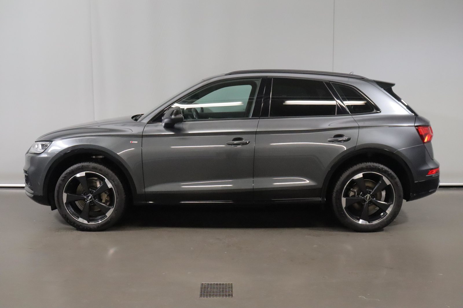 AUDI Q5 2.0 45 TFSI Sport qu. S-Tronic, Mild-Hybrid Benzin/Elektro, Occasion / Gebraucht, Automatik - 5
