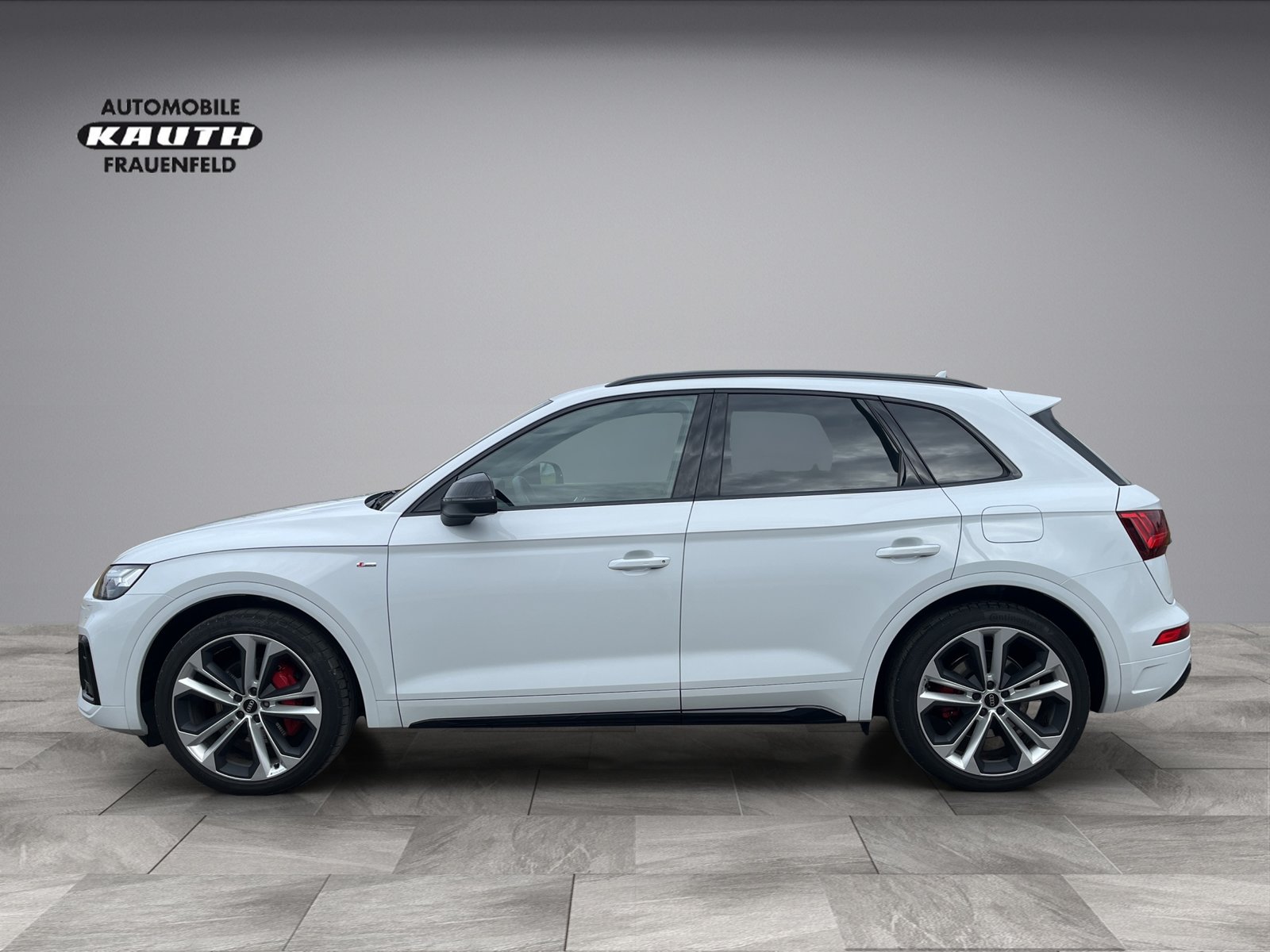 AUDI Q5 55 TFSI e PHEV S line quattro S-tronic*Luftfederung,, Hybride Rechargeable Essence/Électricité, Occasion / Utilisé, Automatique - 2
