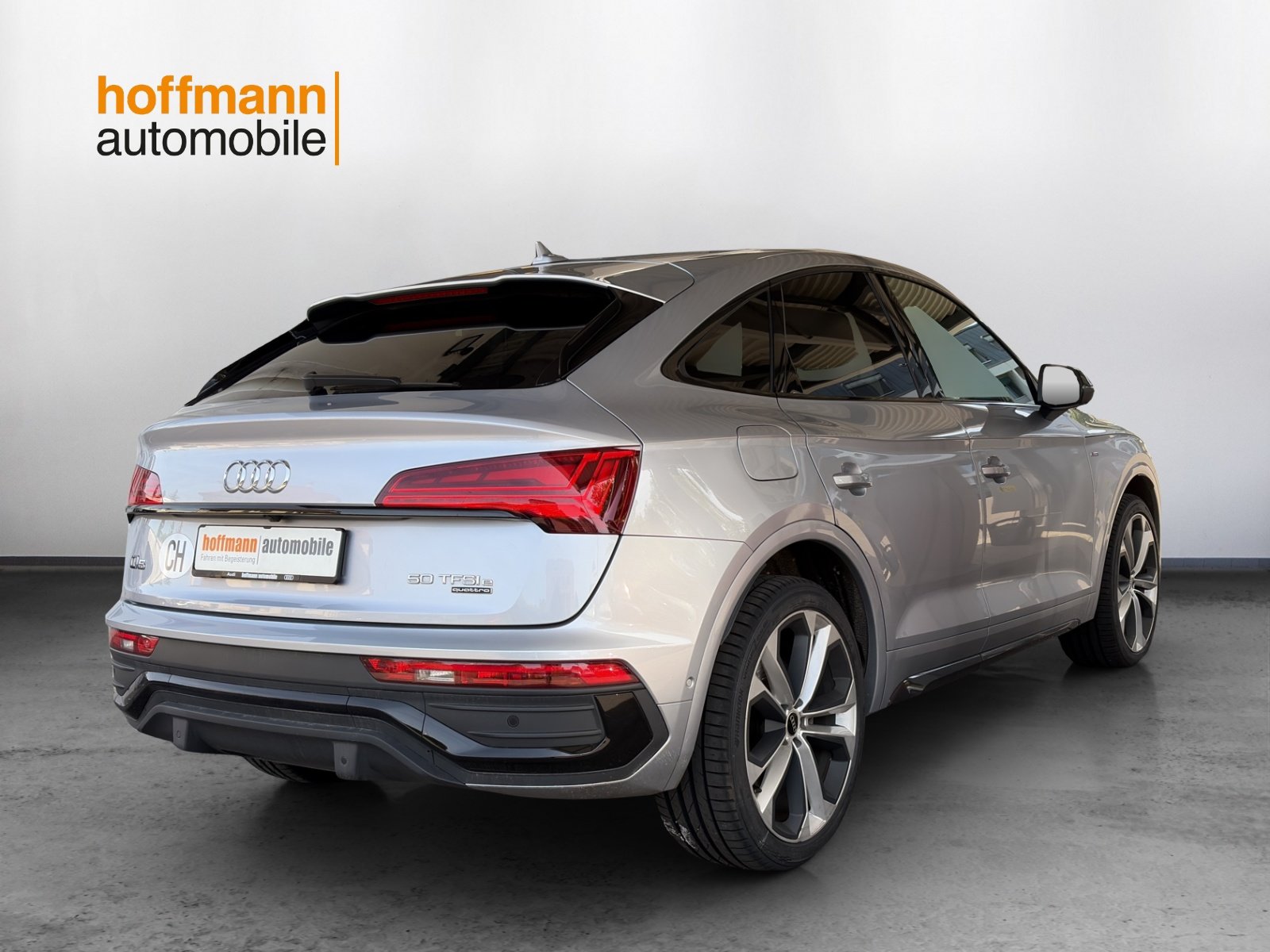 AUDI Q5 Sportback 50 TFSI e PHEV S line quattro S-tronic, Plug-in-Hybrid Petrol/Electric, Second hand / Used, Automatic - 4