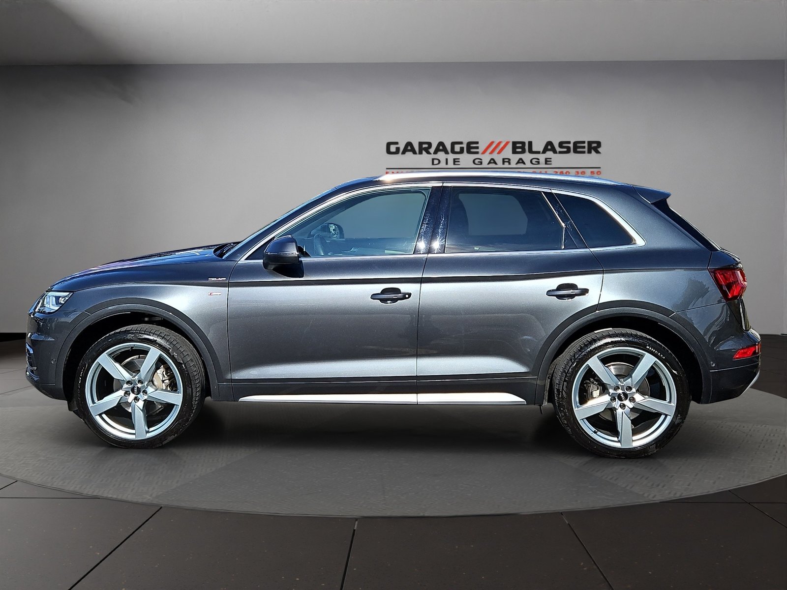 AUDI Q5 45 TFSI sport quattro S-tronic, Benzin, Occasion / Gebraucht, Automatik - 2