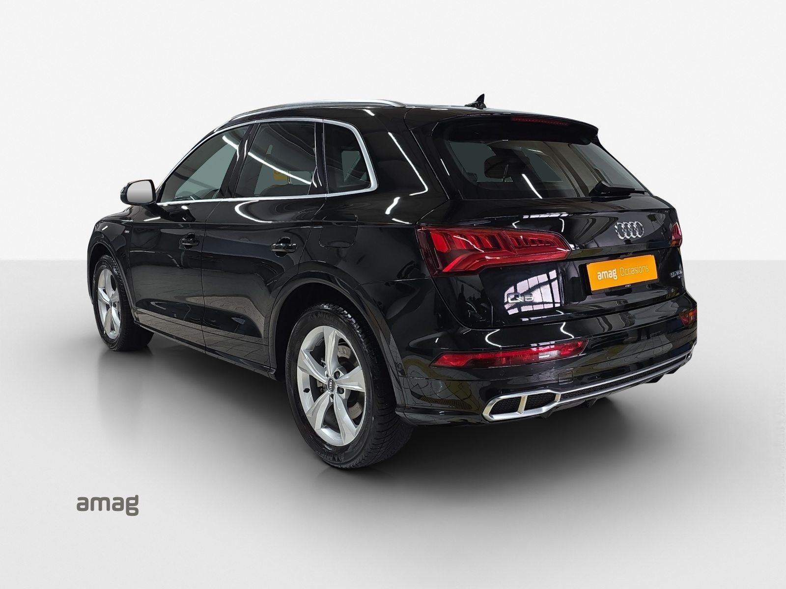 AUDI Q5 55 TFSI e sport, Full-Hybrid Petrol/Electric, Second hand / Used, Automatic - 3