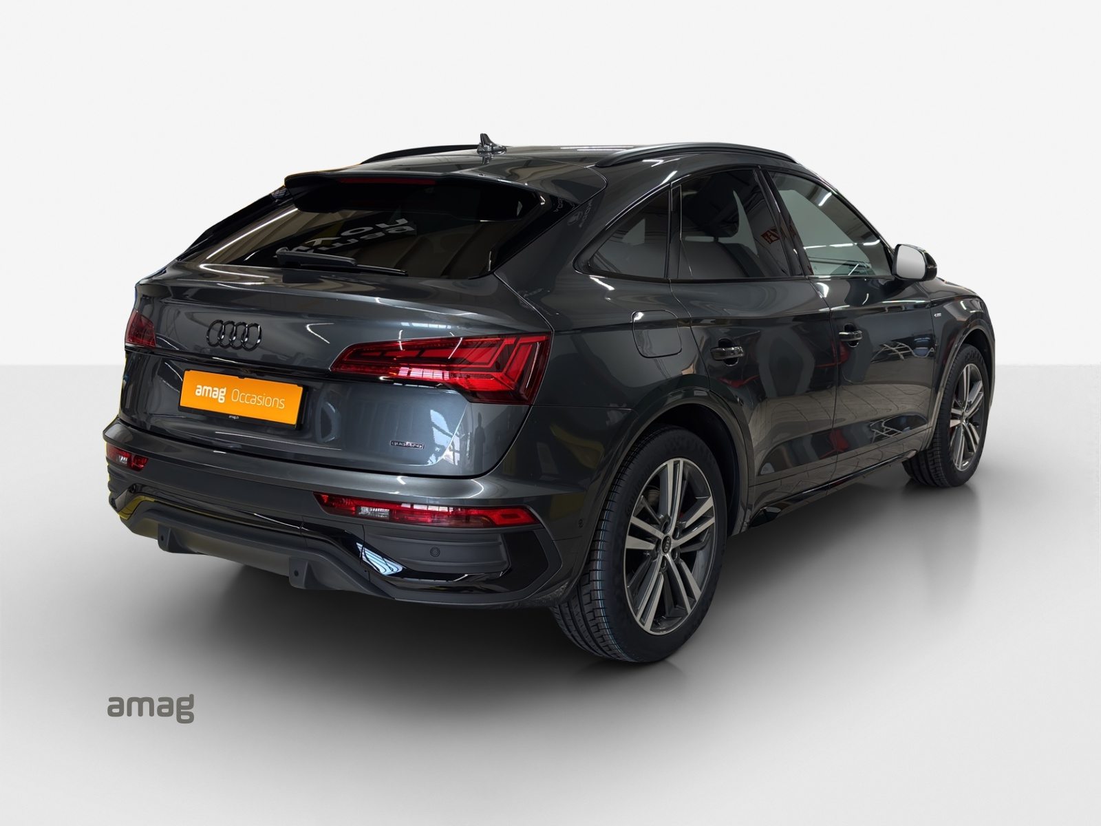 AUDI Q5 SB 50 TFSI e Black Edition, Full-Hybrid Petrol/Electric, Second hand / Used, Automatic - 5
