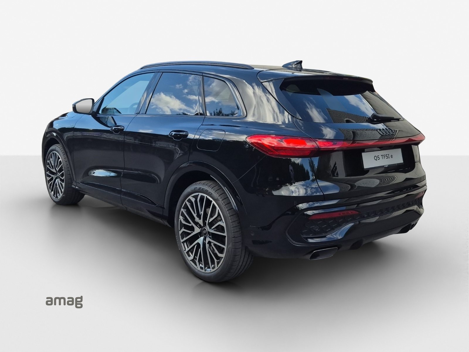 AUDI Q5 SUV e-hybrid 220 kW, Full-Hybrid Petrol/Electric, Second hand / Used, Automatic - 3