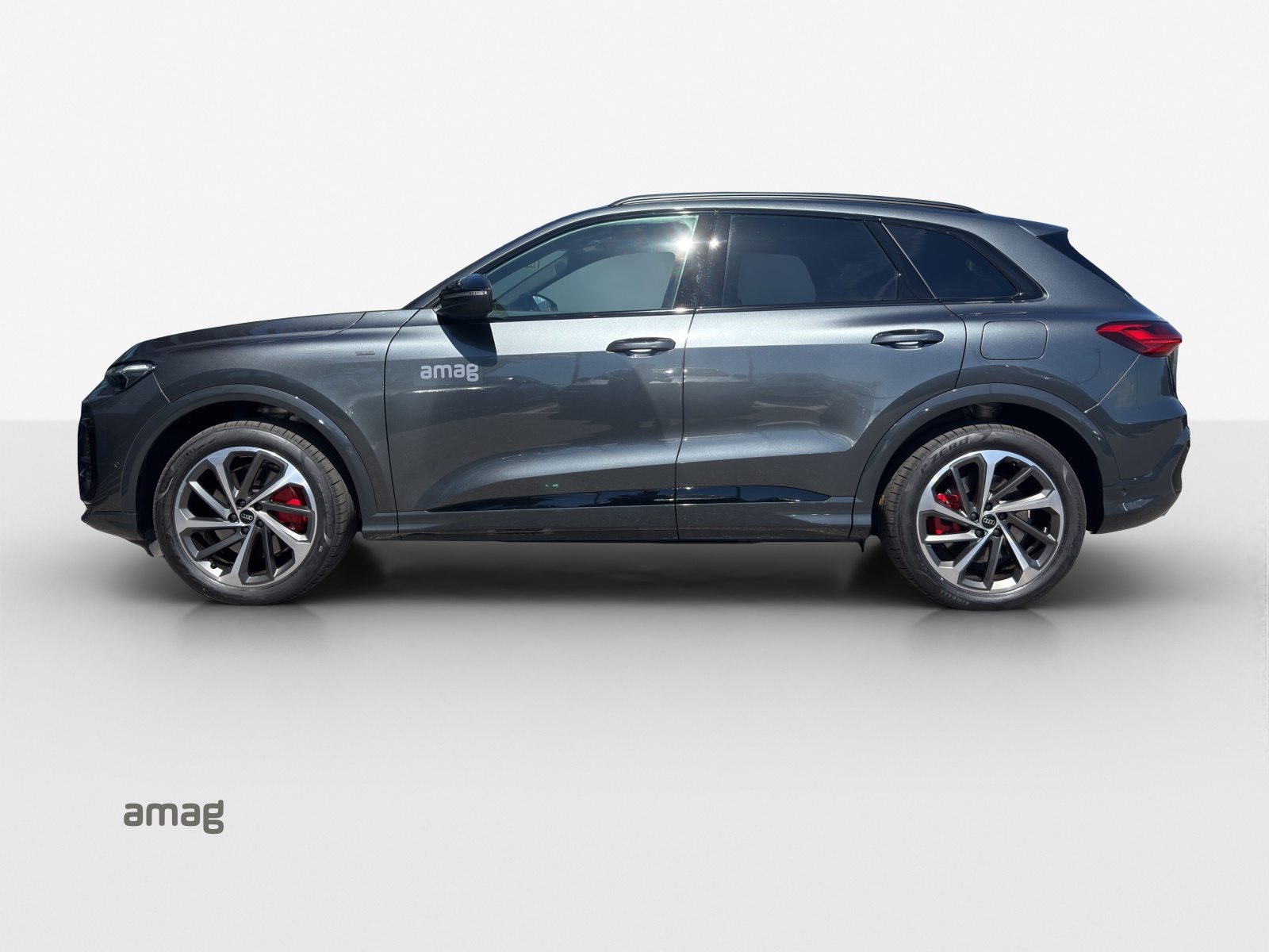 AUDI Q5 SUV e-hybrid 270 kW, Hybride Intégral Essence/Électricité, Occasion / Utilisé, Automatique - 2