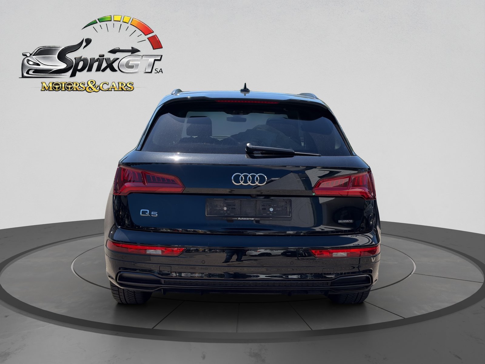 AUDI Q5 2.0 TFSI design quattro S-tronic, Petrol, Second hand / Used, Automatic - 4