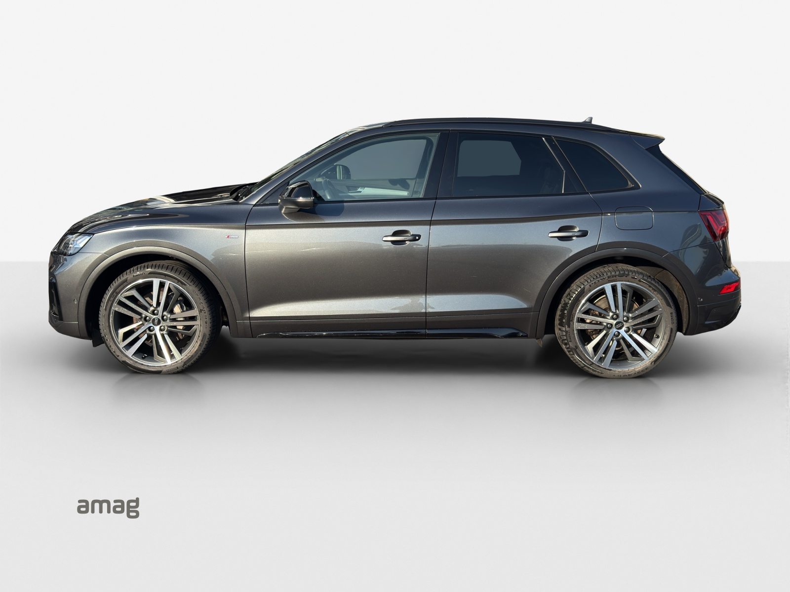 AUDI Q5 55 TFSI e S line, Hybride Intégral Essence/Électricité, Occasion / Utilisé, Automatique - 2