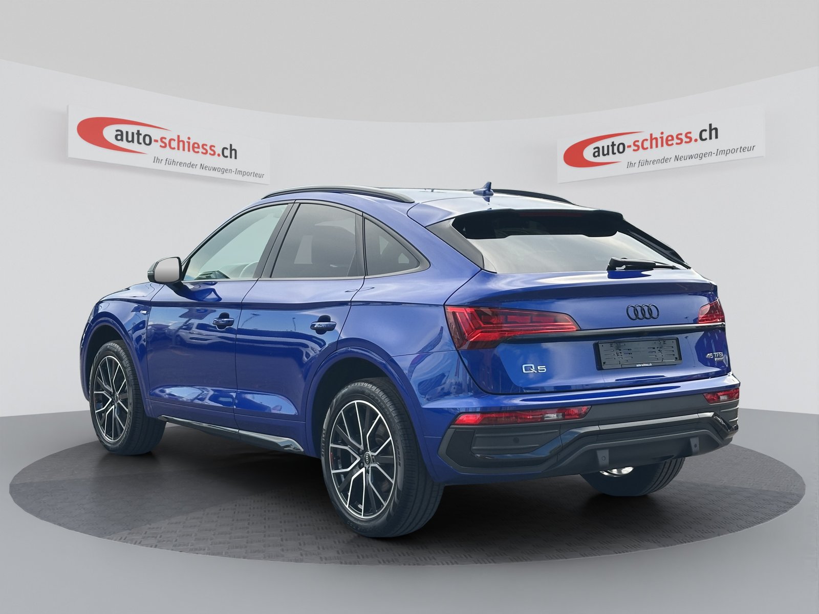 AUDI Q5 Sportback 45 TFSI S line quattro Schwarz Optik S-tro, Benzin, Occasion / Gebraucht, Automatik - 3