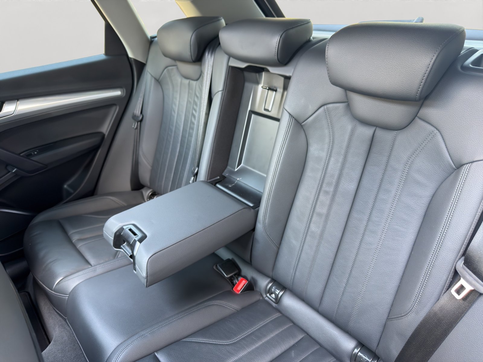 AUDI Q5 40 TDI Sport S-Line Quattro S-tronic, Diesel, Occasion / Utilisé, Automatique - 4