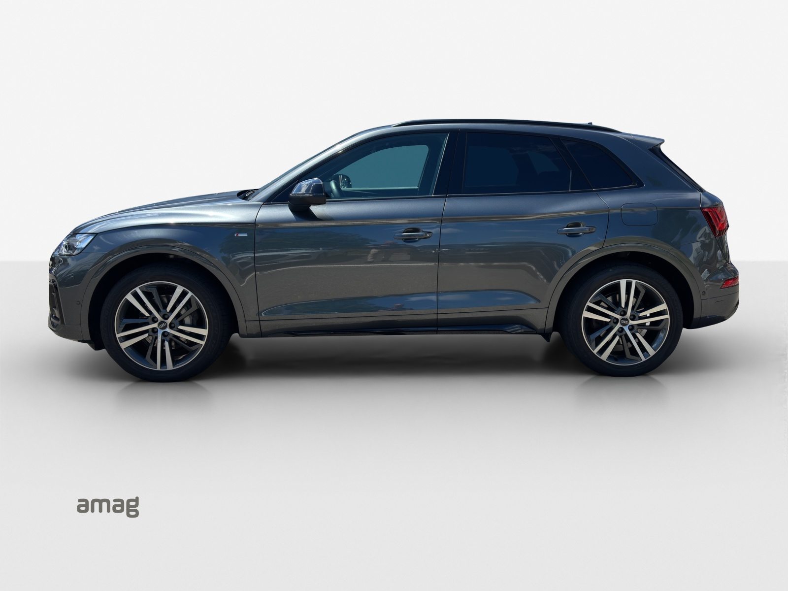 AUDI Q5 50 TFSI e Black Edition, Full-Hybrid Petrol/Electric, Second hand / Used, Automatic - 2
