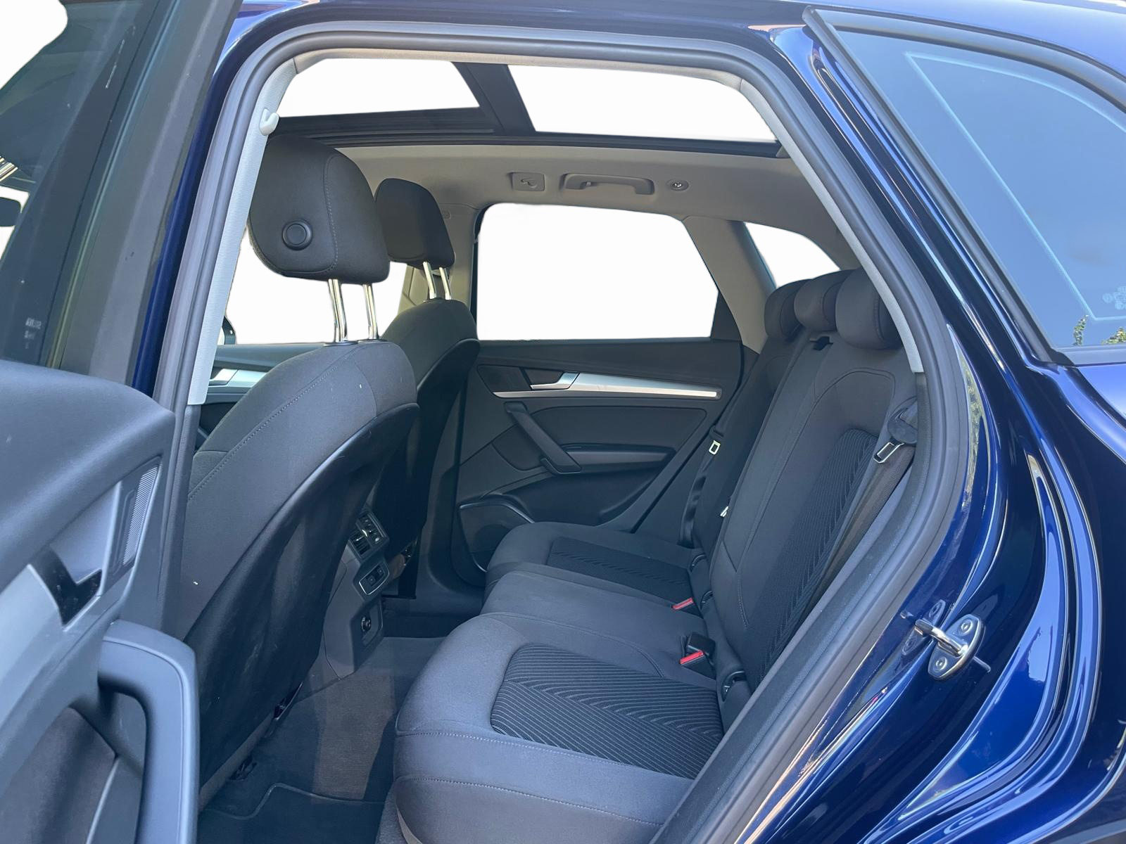 AUDI Q5 40 TFSI, Benzina, Occasioni / Usate, Automatico - 6