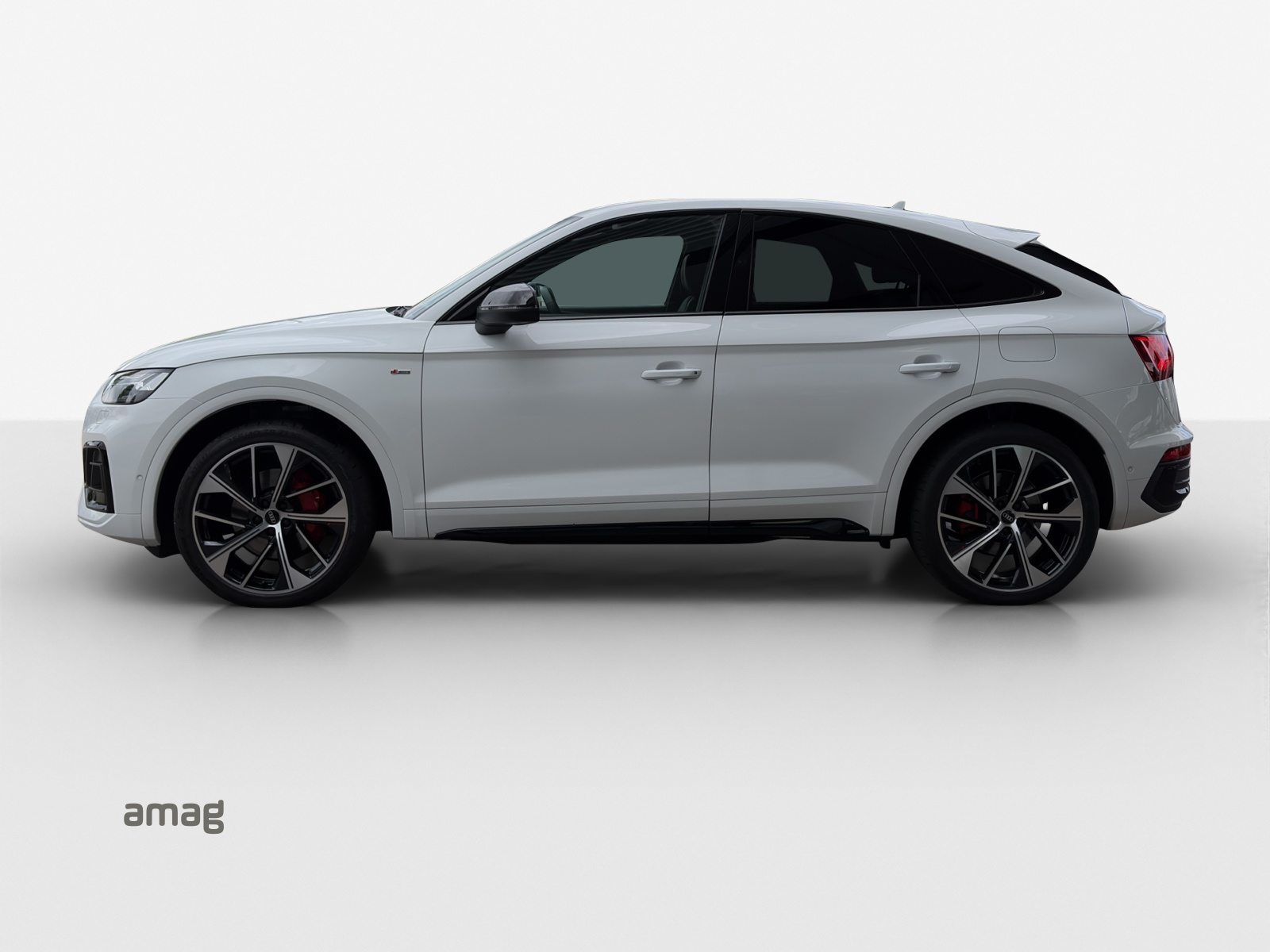 AUDI Q5 SB 50 TFSI e Black Edition, Hybride Intégral Essence/Électricité, Occasion / Utilisé, Automatique - 2