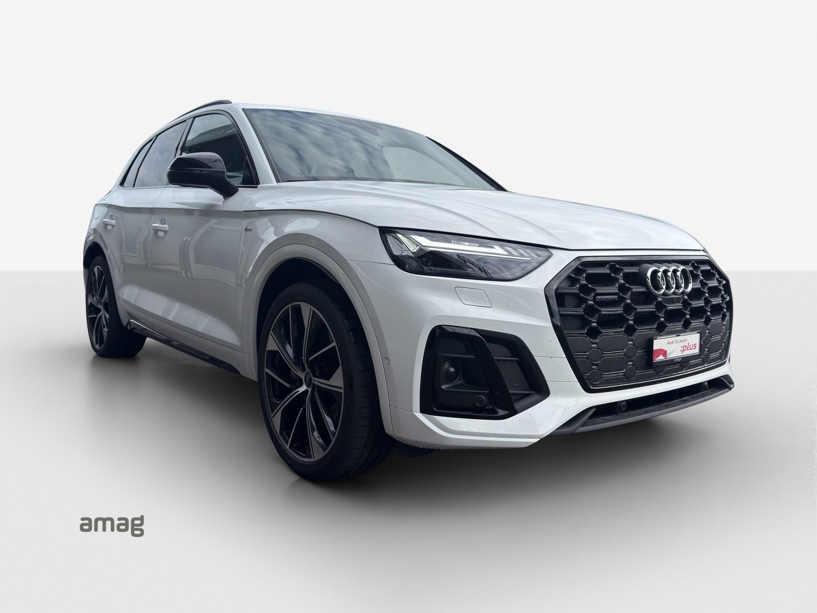 AUDI Q5 50 TFSI e Black Edition, Voll-Hybrid Benzin/Elektro, Occasion / Gebraucht, Automatik - 7